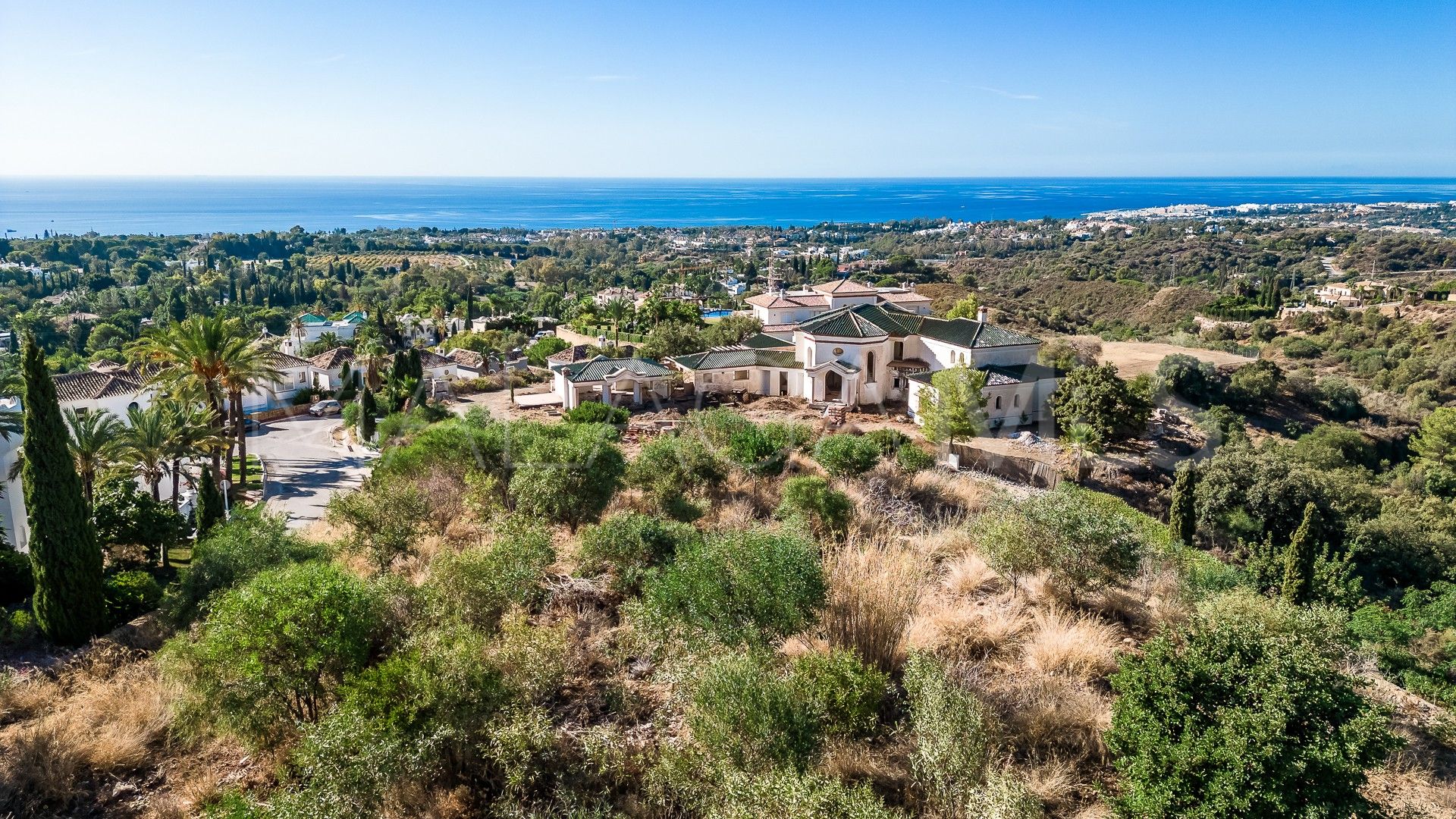Tomt for sale in Marbella Hill Club