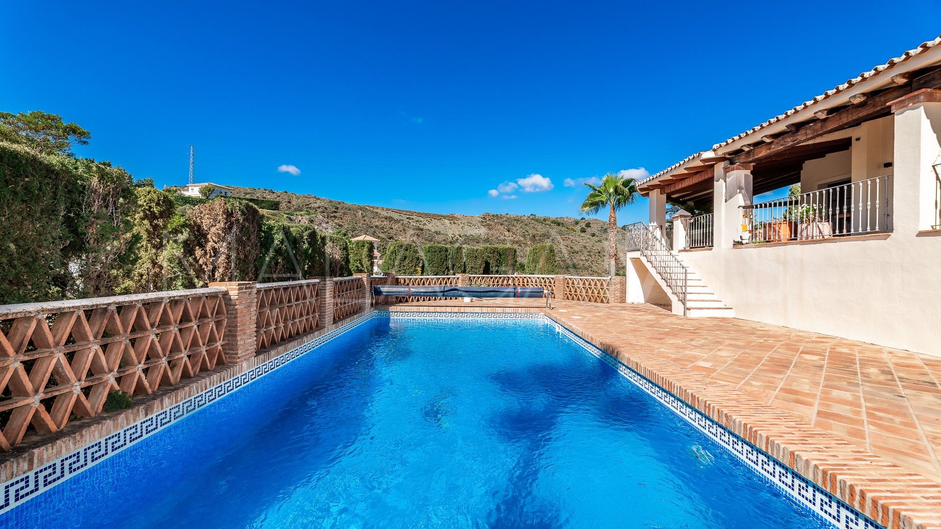 Villa for sale in Paraiso Alto