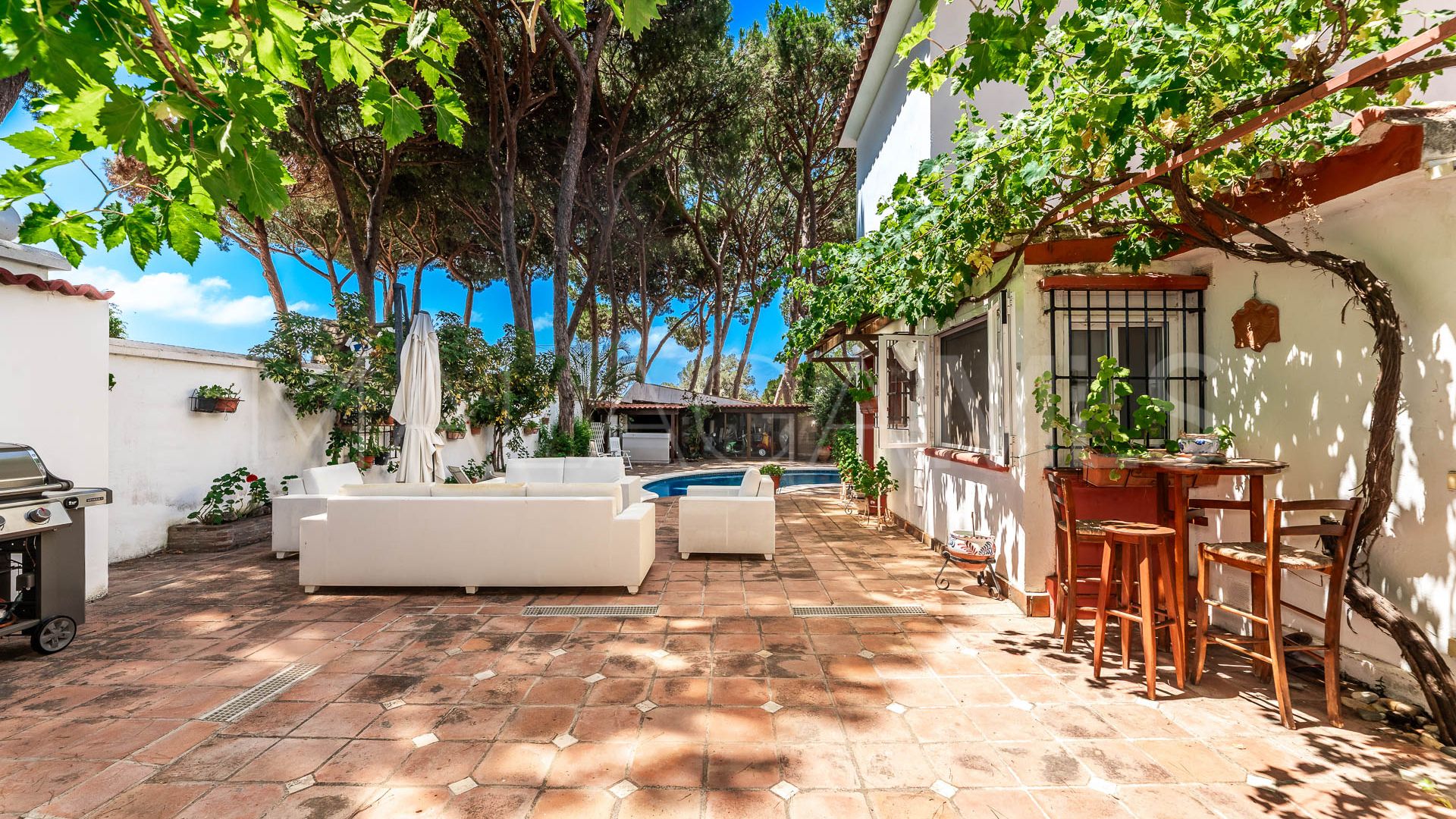 Villa for sale in Marbella Este