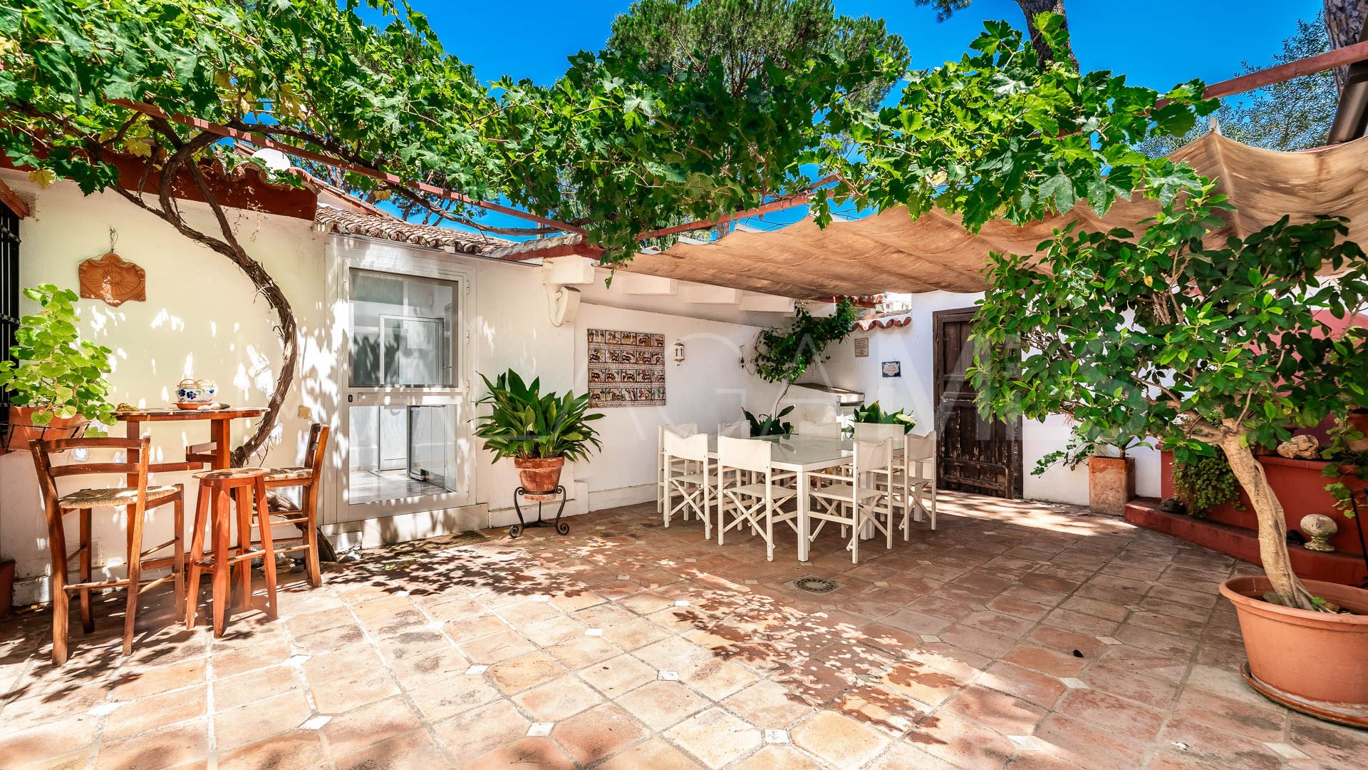 Villa for sale in Marbella Este