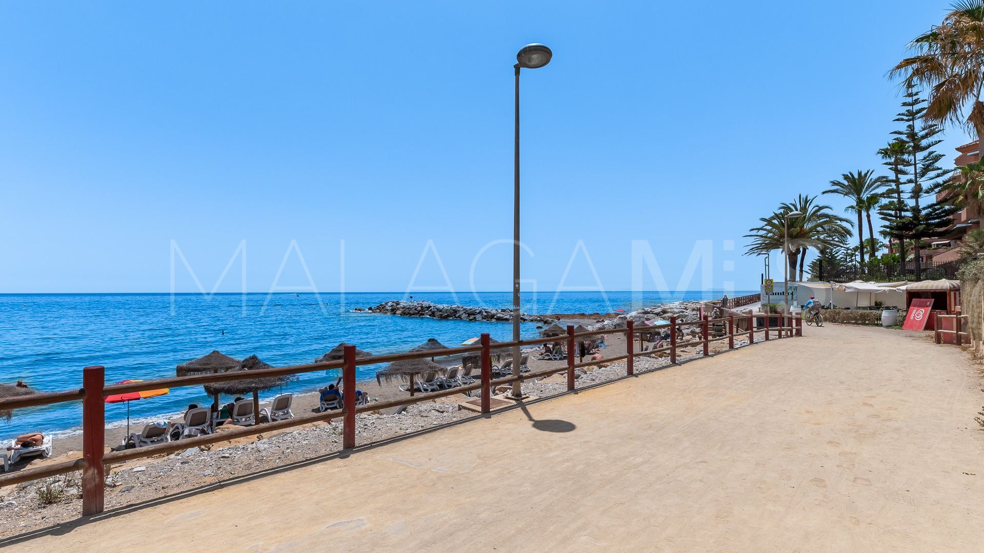 Buy apartment with 3 bedrooms in Marbella - Puerto Banus