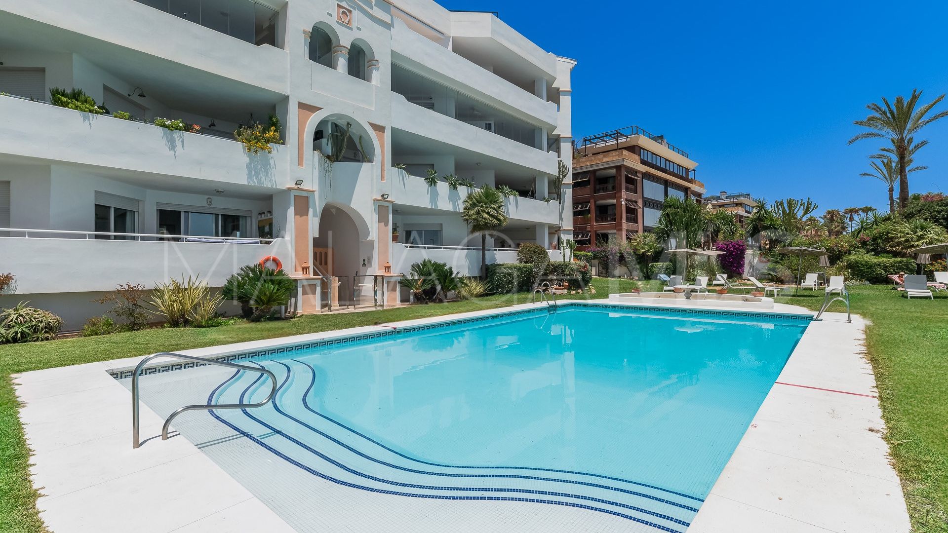 Wohnung for sale in Marbella - Puerto Banus