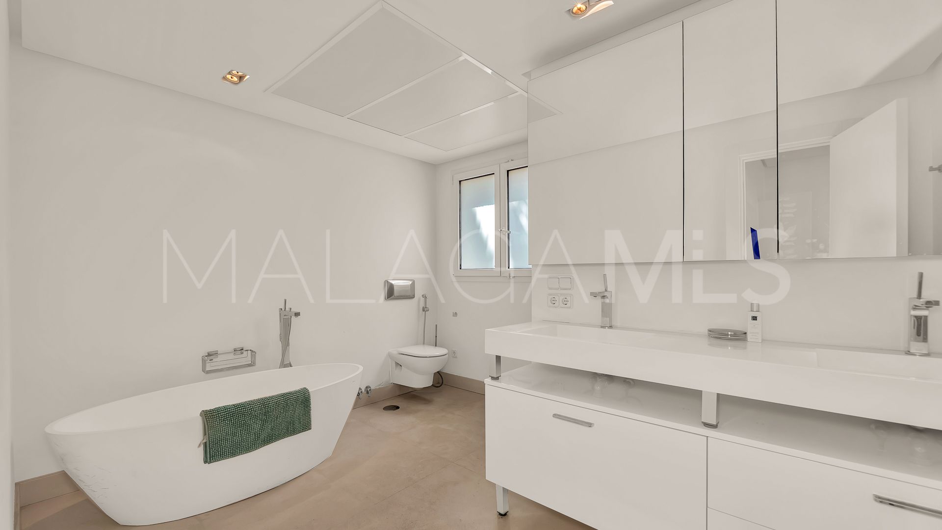 Villa for sale in Hacienda las Chapas