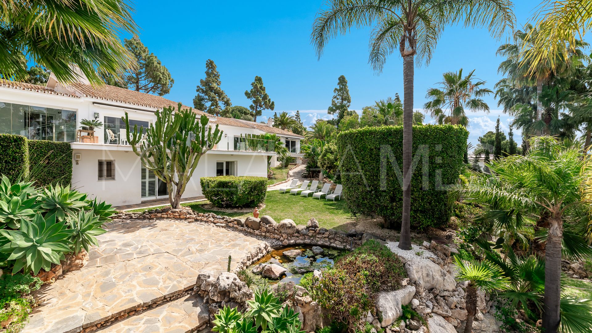 Villa for sale in Hacienda las Chapas