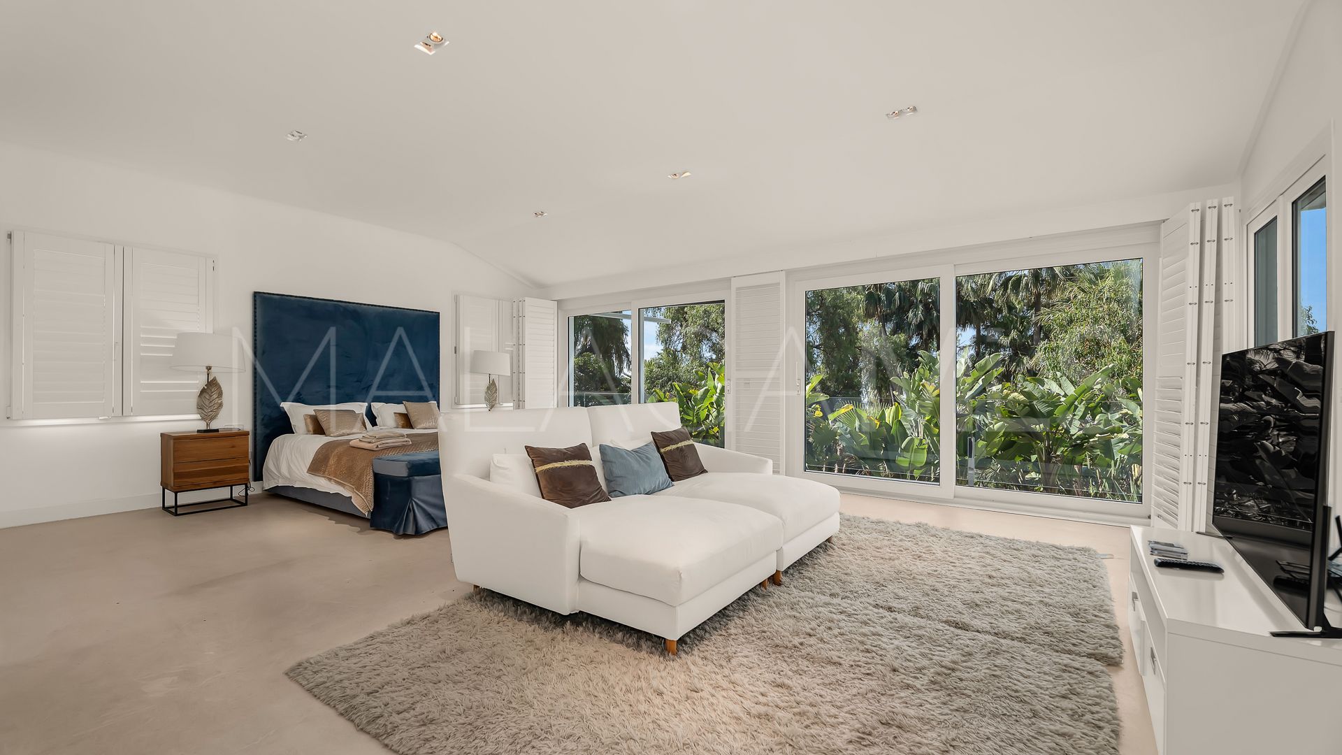 Villa for sale in Hacienda las Chapas