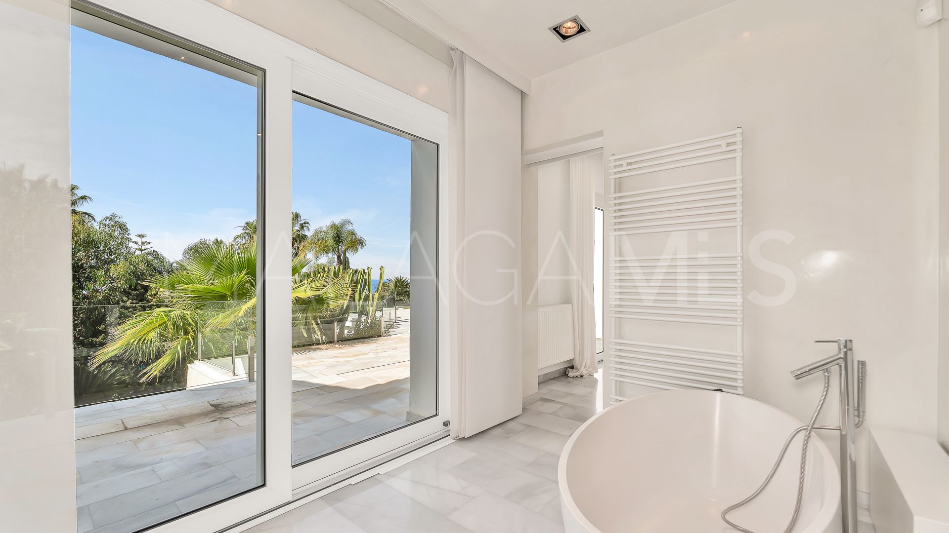 Villa for sale in Hacienda las Chapas