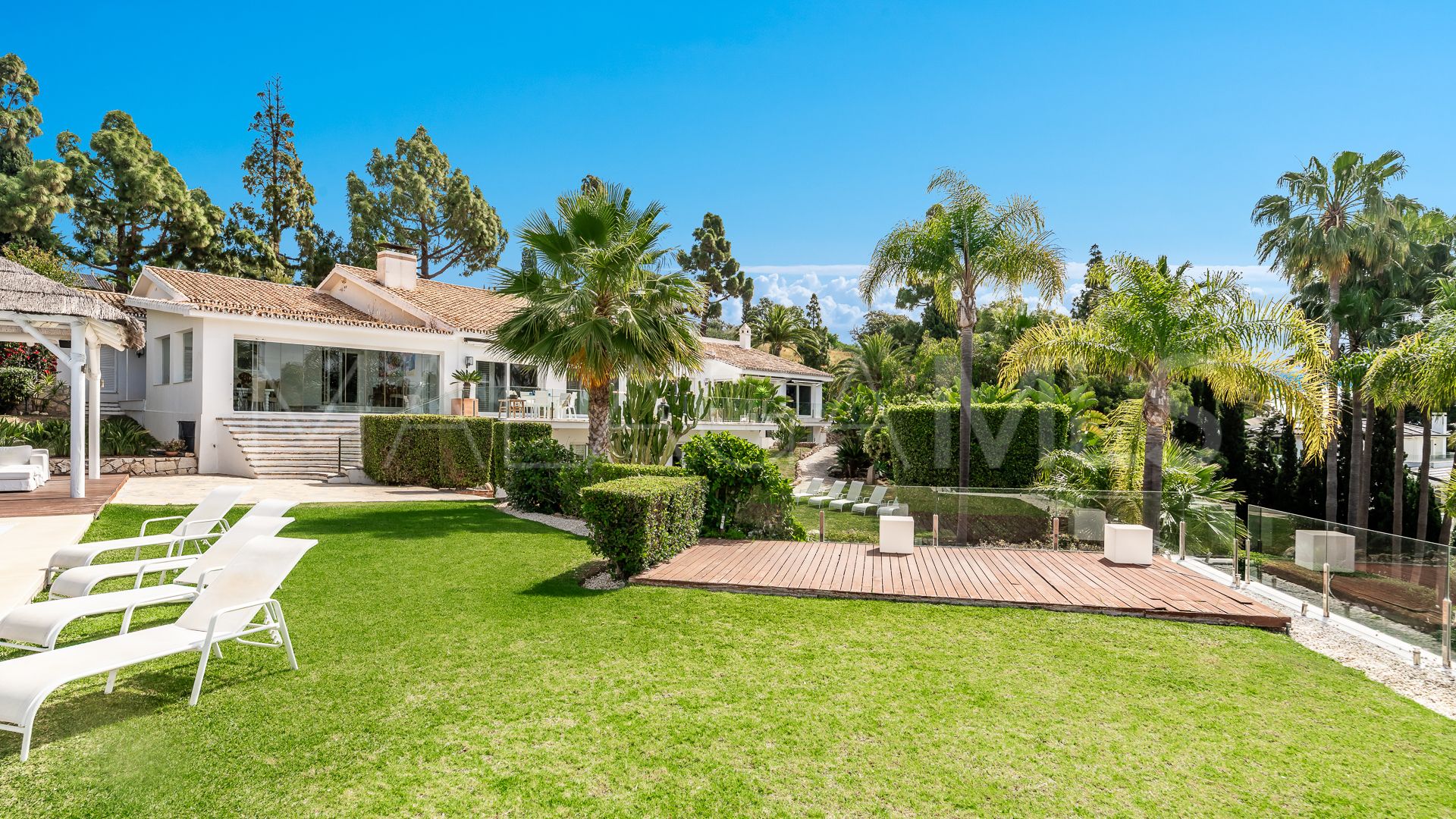 Villa for sale in Hacienda las Chapas