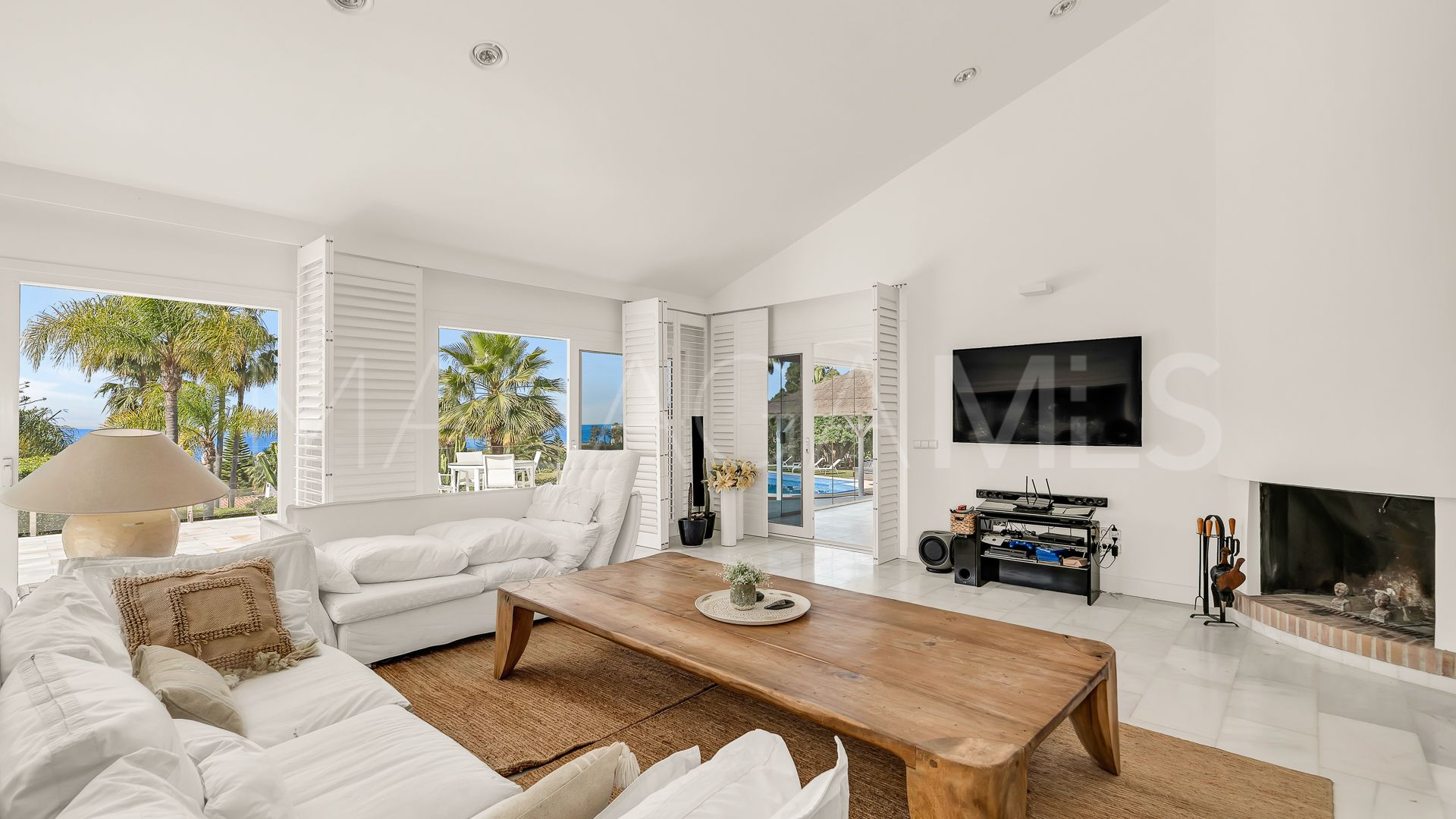 Villa for sale in Hacienda las Chapas