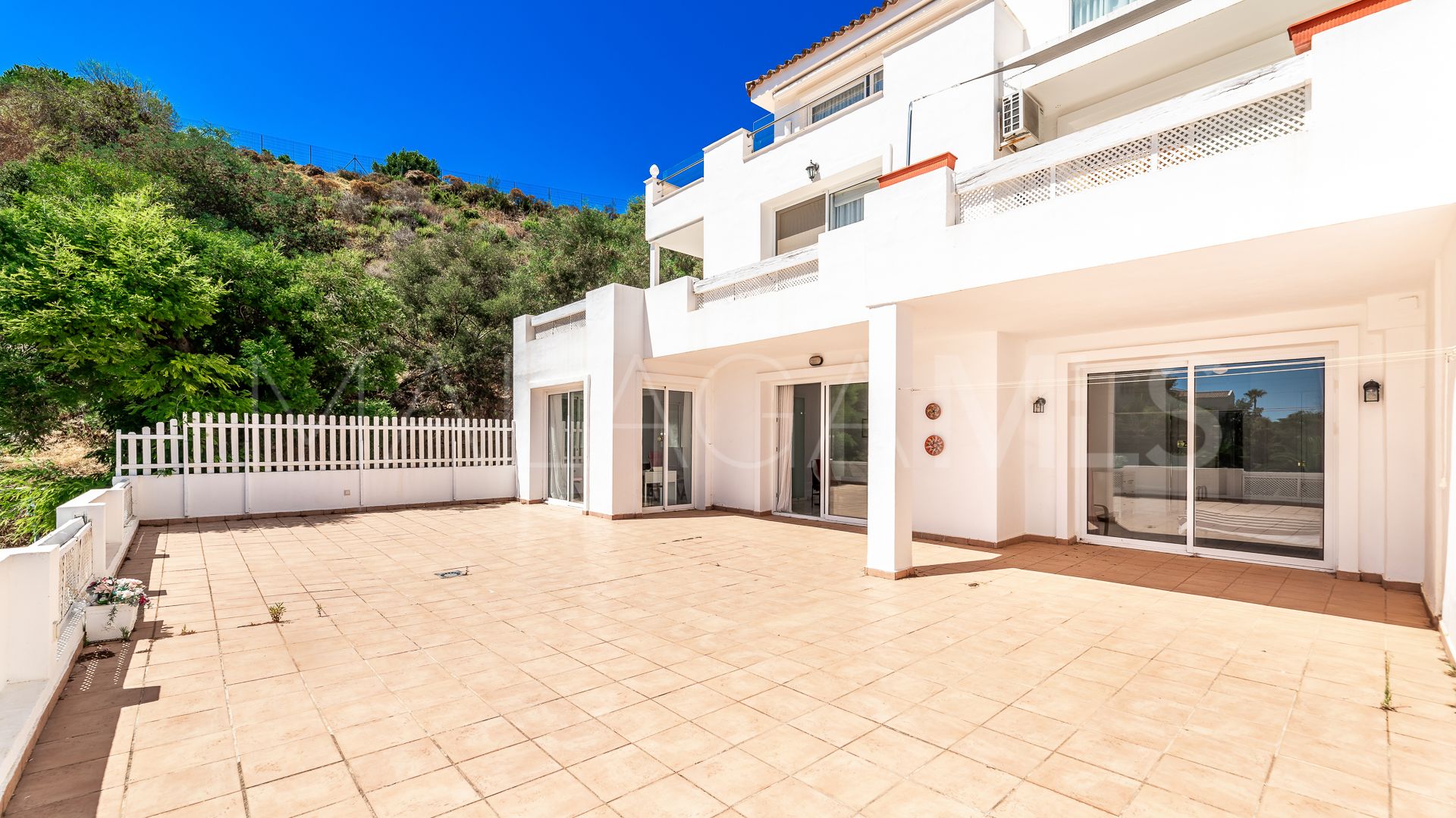 Lägenhet for sale in Altos de Elviria