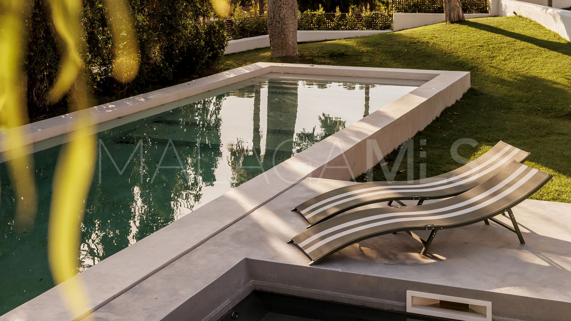 Villa for sale in Marbella Golden Mile