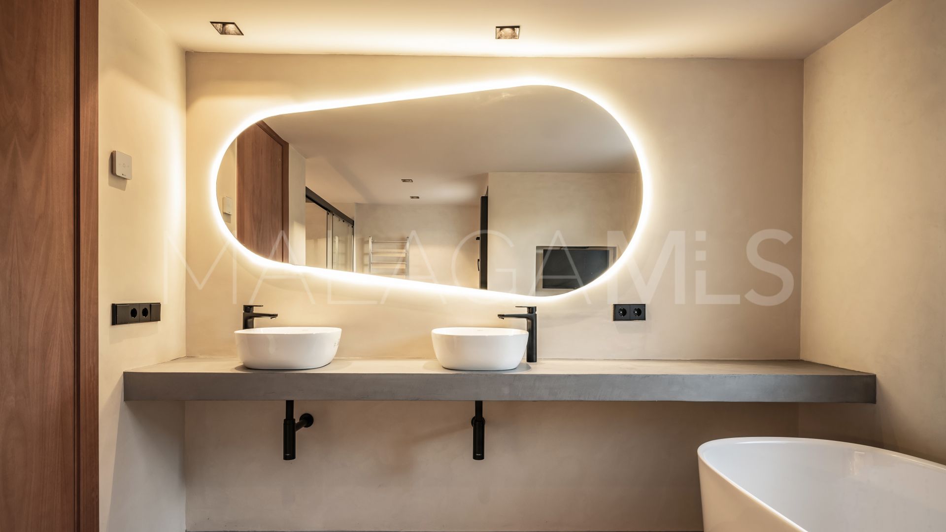 Villa for sale in Marbella Golden Mile