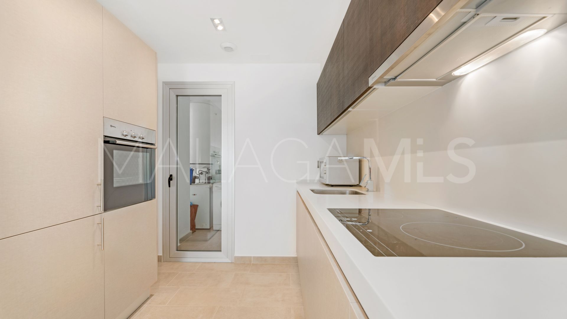 Se vende apartamento in Altos de Elviria