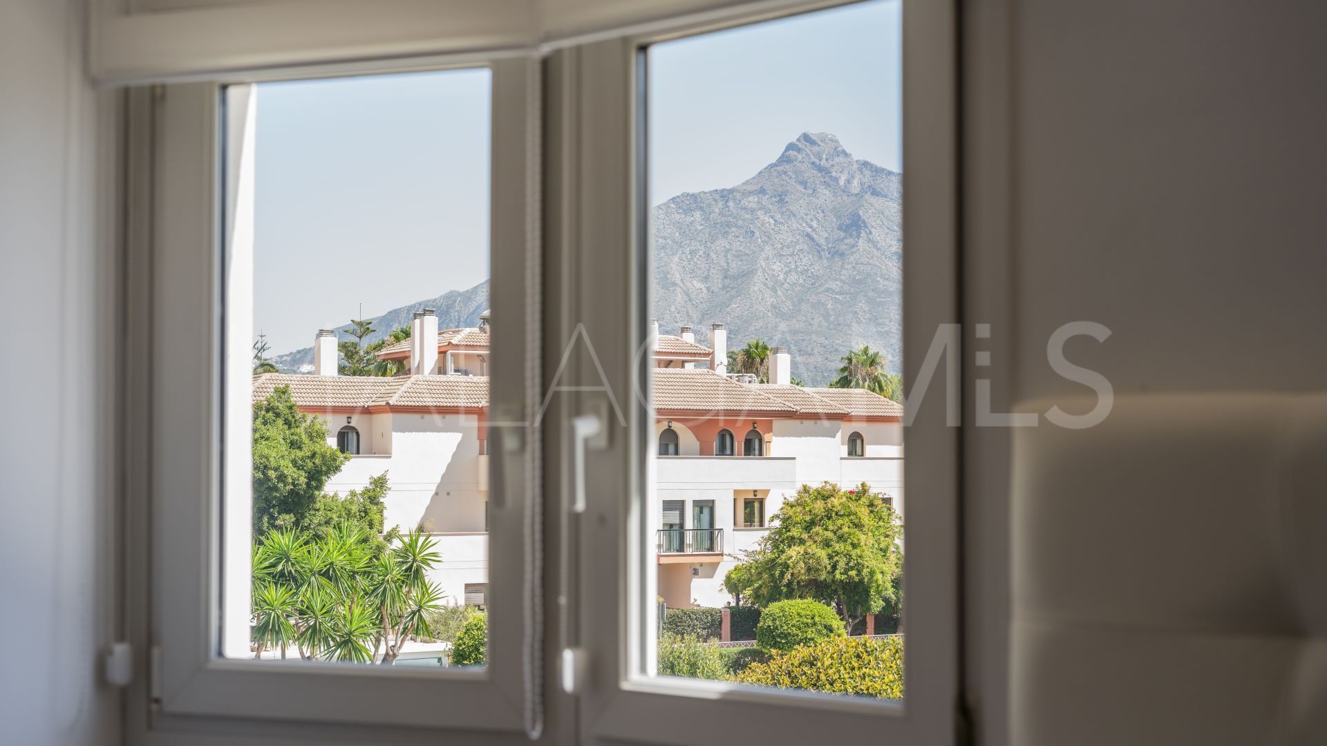 Wohnung for sale in Marbella - Puerto Banus