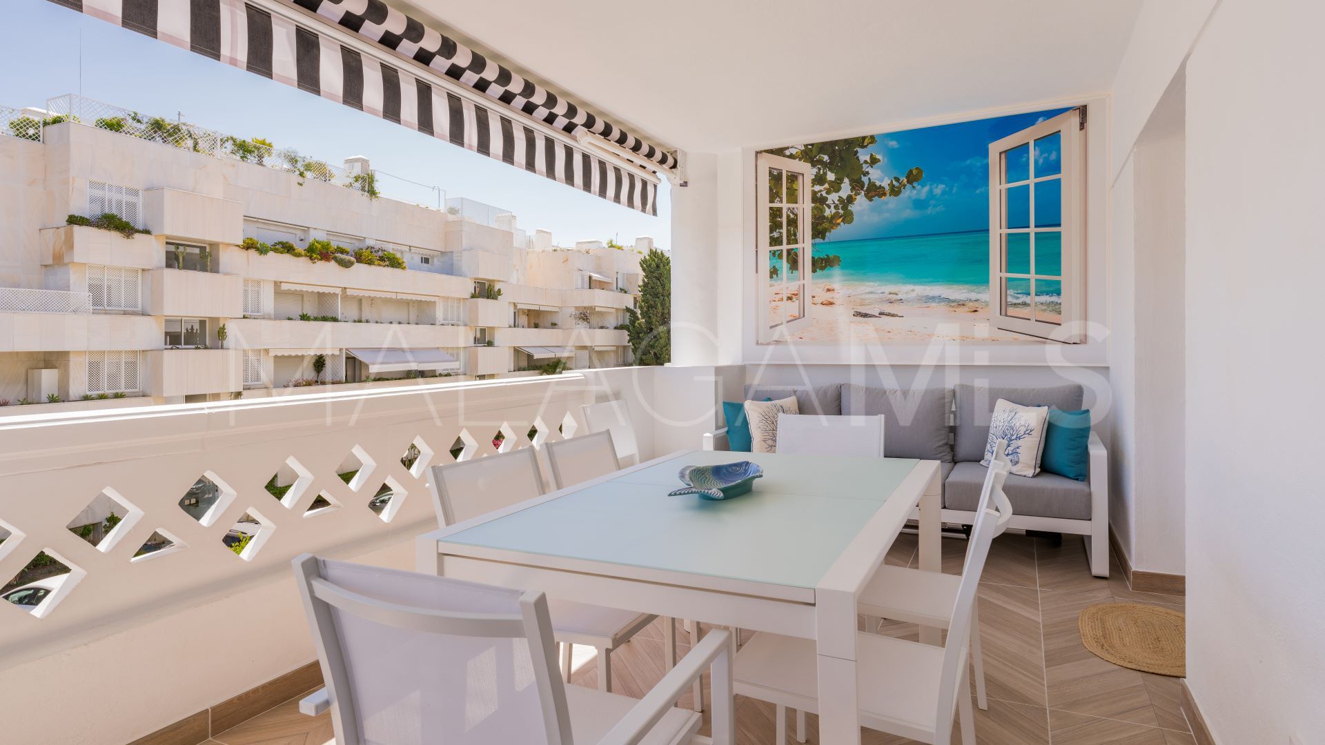 Wohnung for sale in Marbella - Puerto Banus