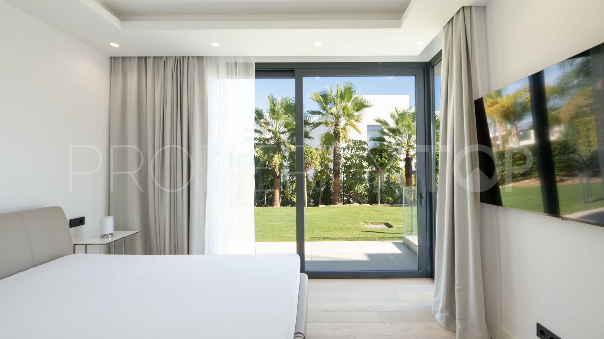 5 bedrooms villa in Los Flamingos Golf for sale