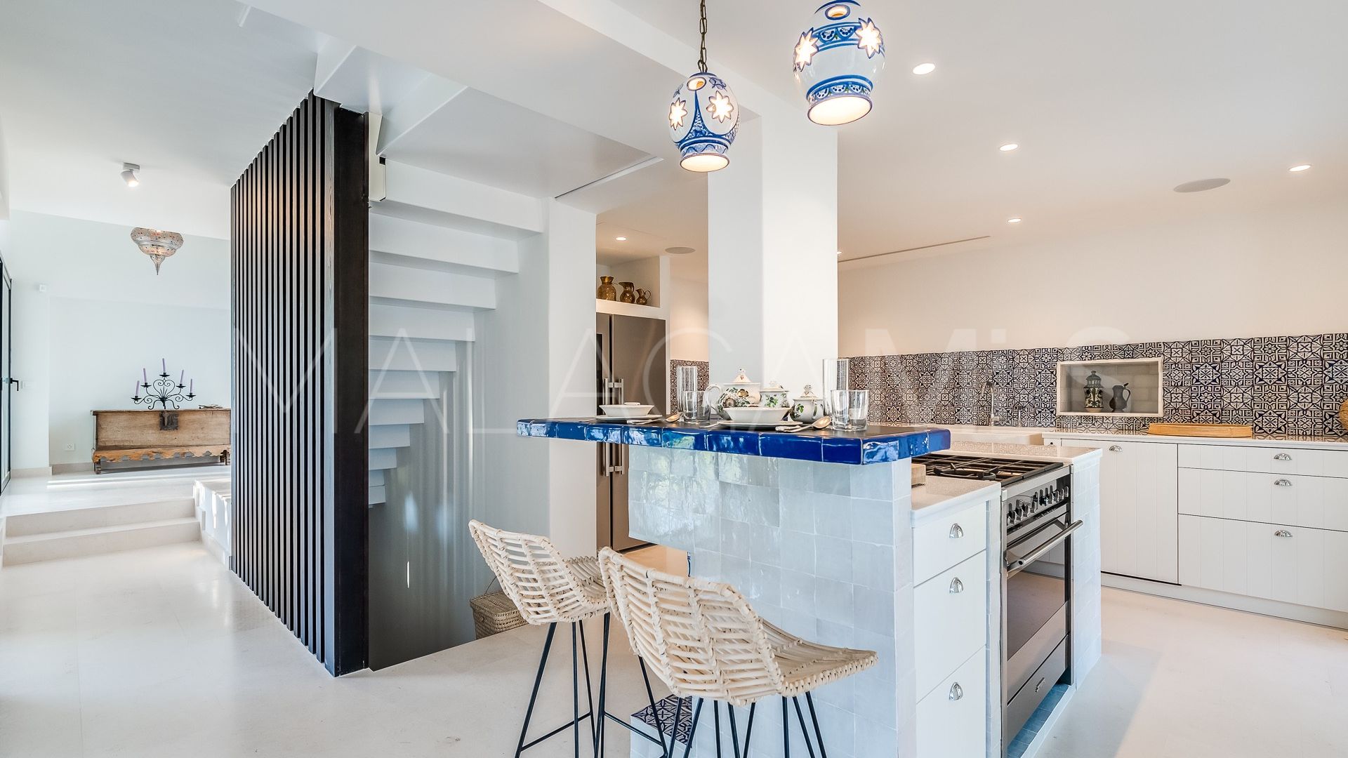 Villa for sale in Guadalmina Baja