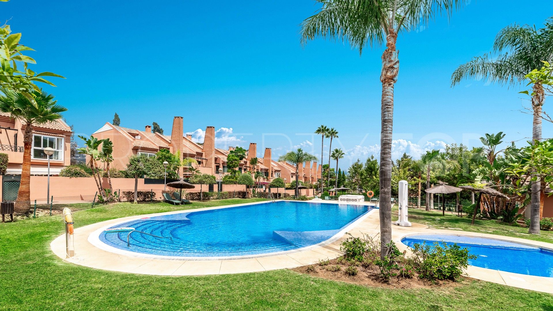 Buy Los Monteros 4 bedrooms semi detached house