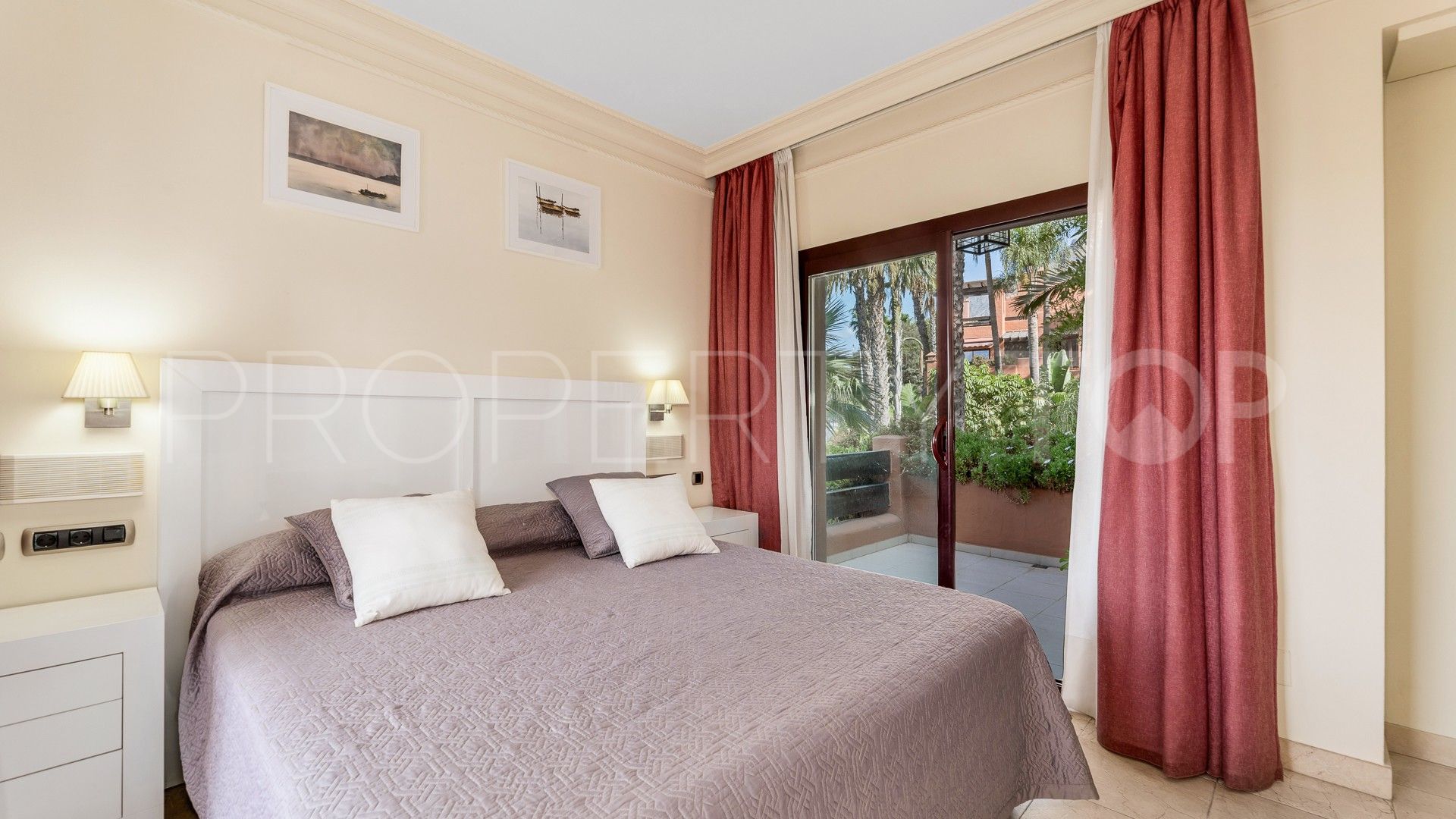 For sale semi detached house in Monte Marbella Club with 4 bedrooms