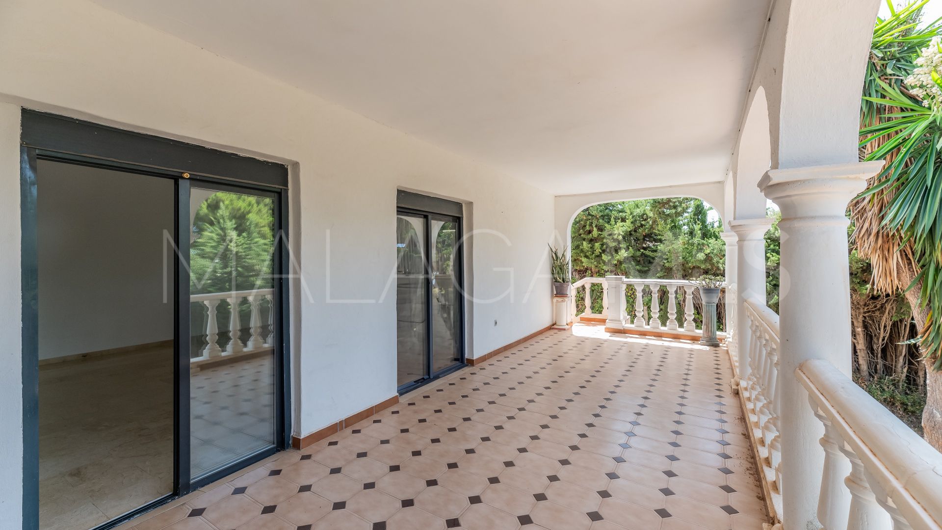 Villa for sale in Rio Real