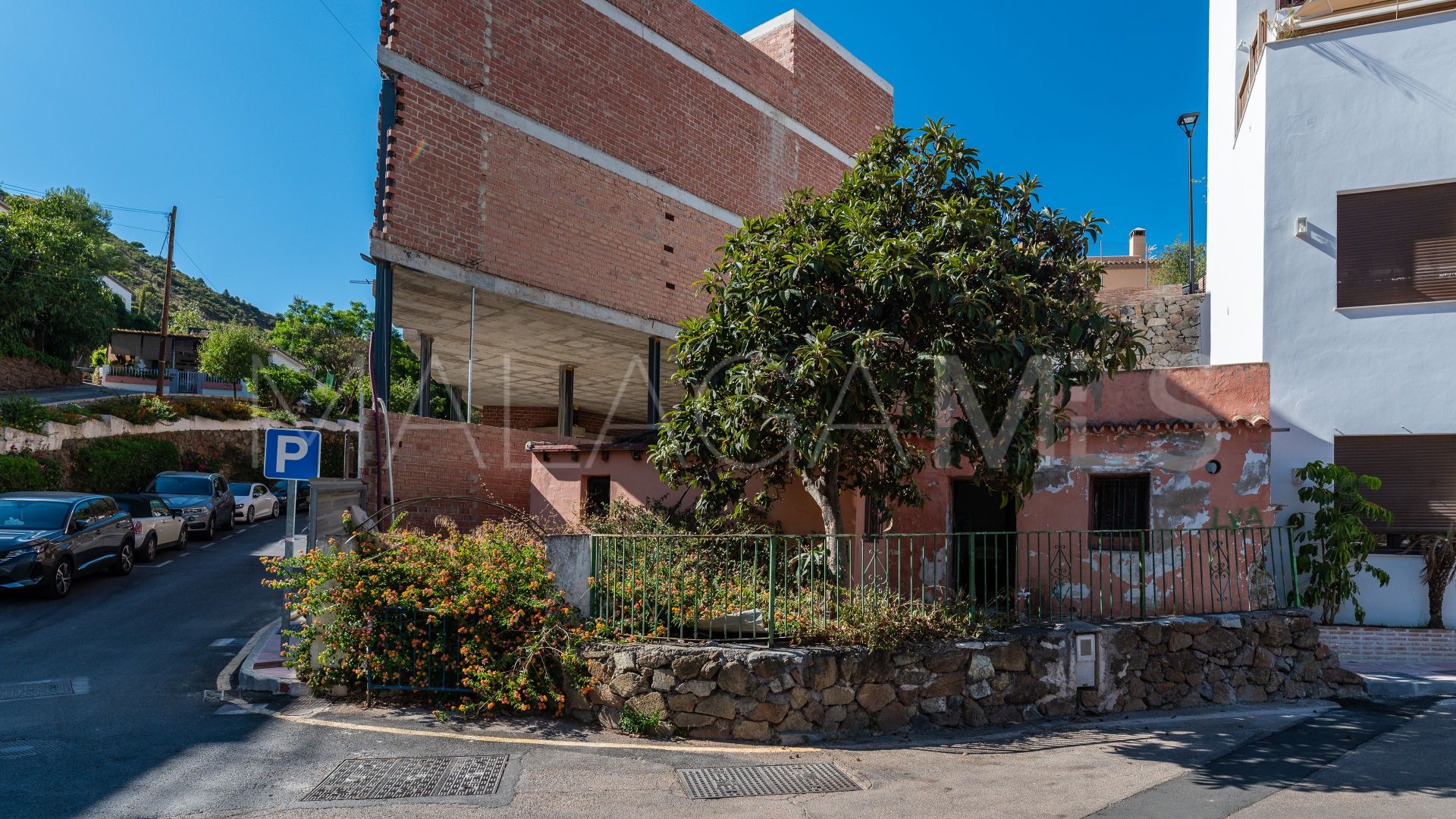 Terrain for sale in Benahavis