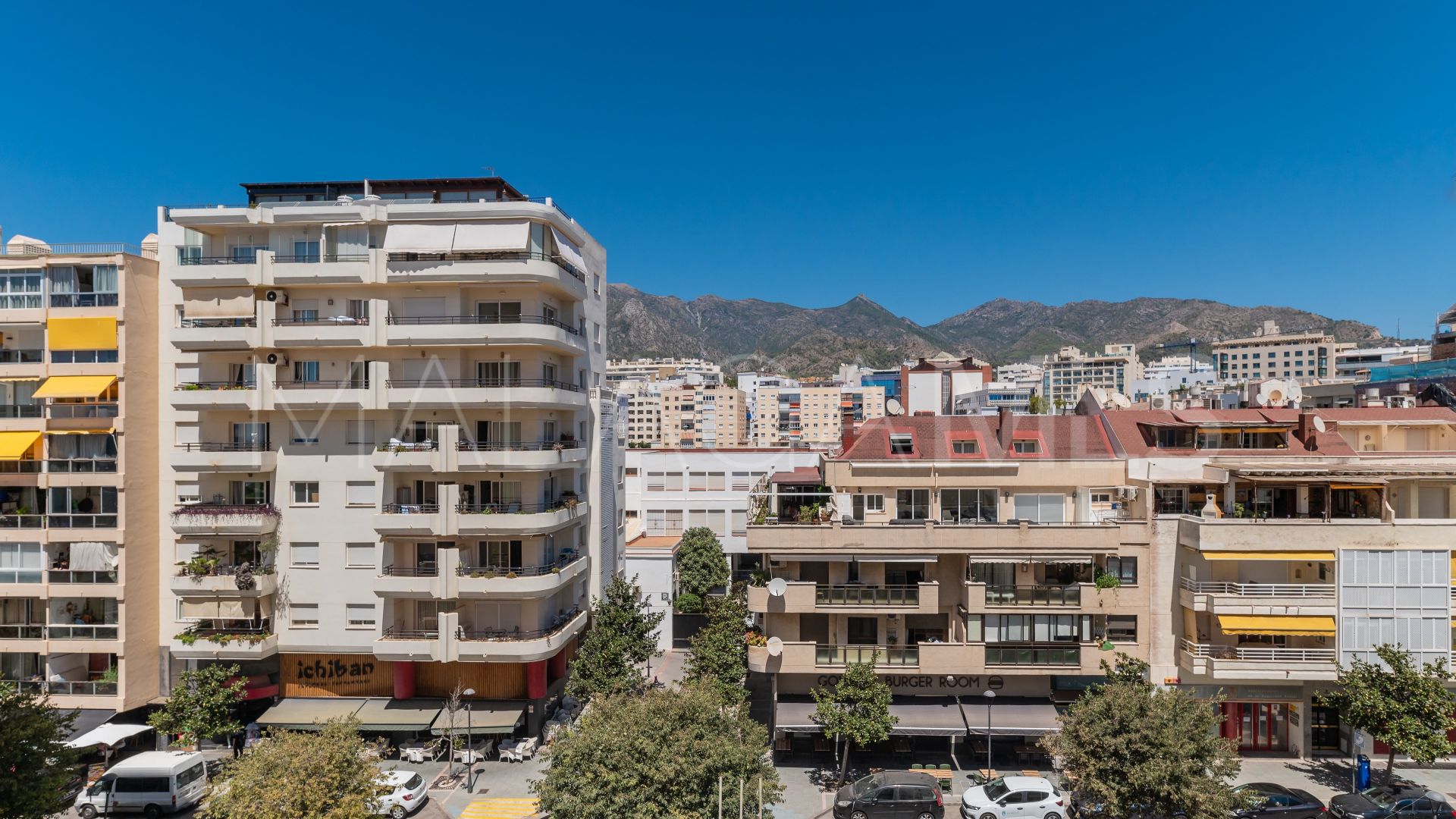 Lägenhet for sale in Marbella City