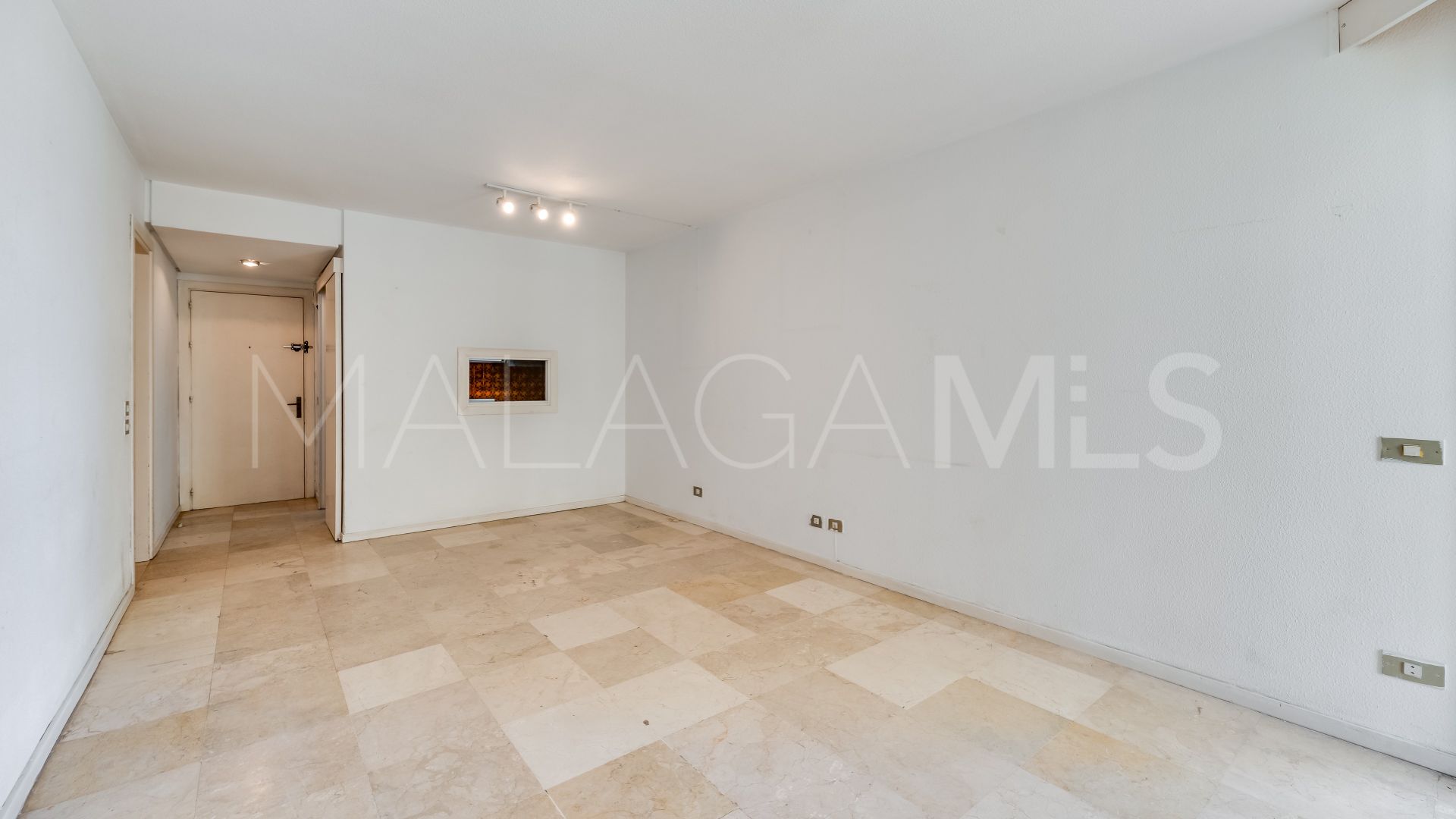 Lägenhet for sale in Marbella City