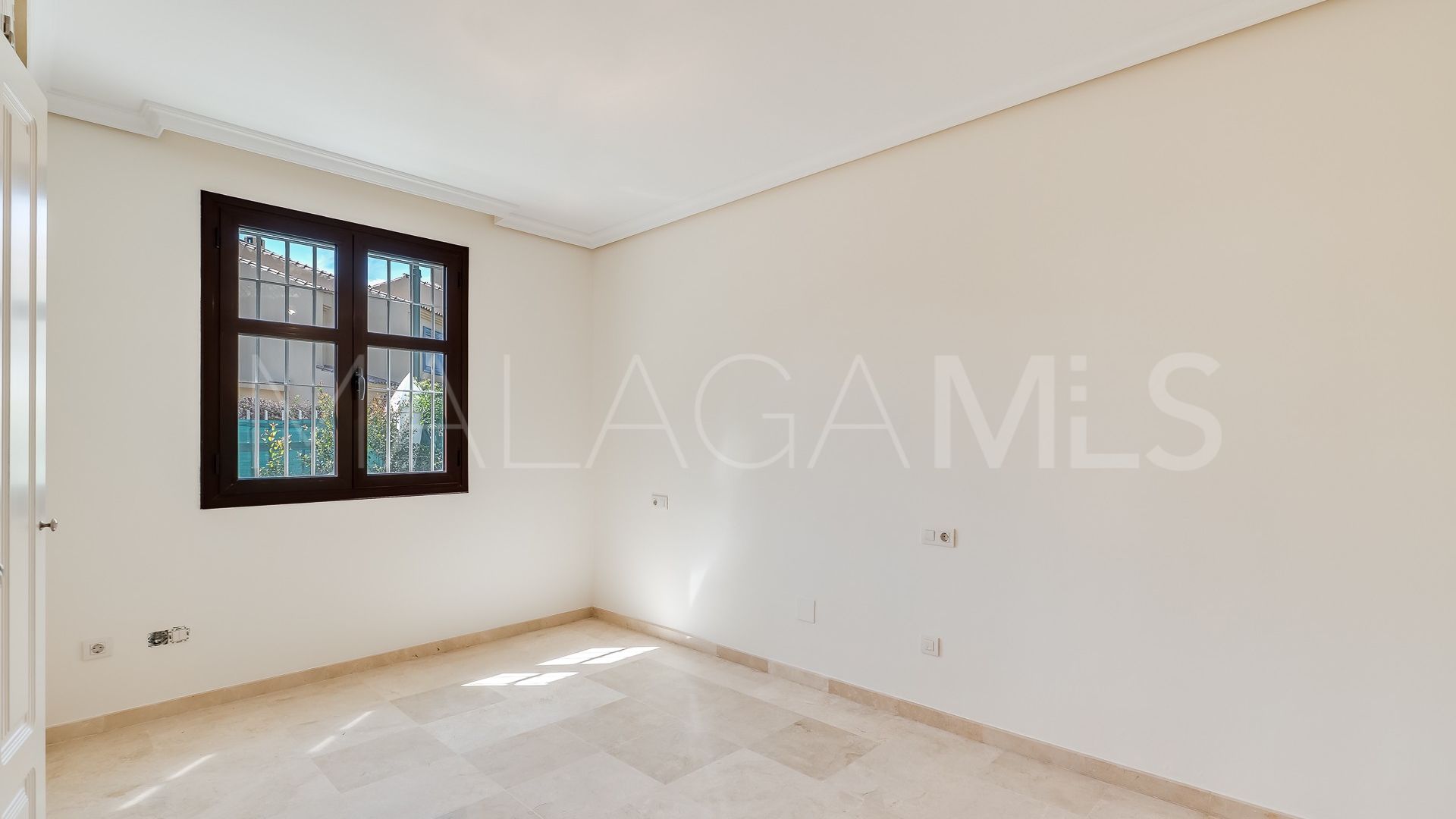 Apartamento with 2 bedrooms a la venta in Nueva Andalucia