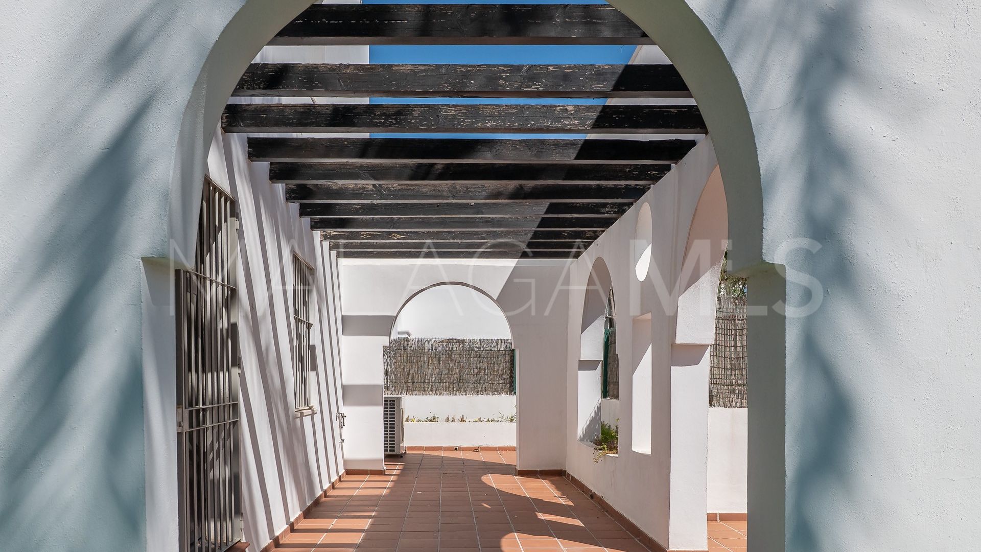 Apartamento with 2 bedrooms a la venta in Nueva Andalucia