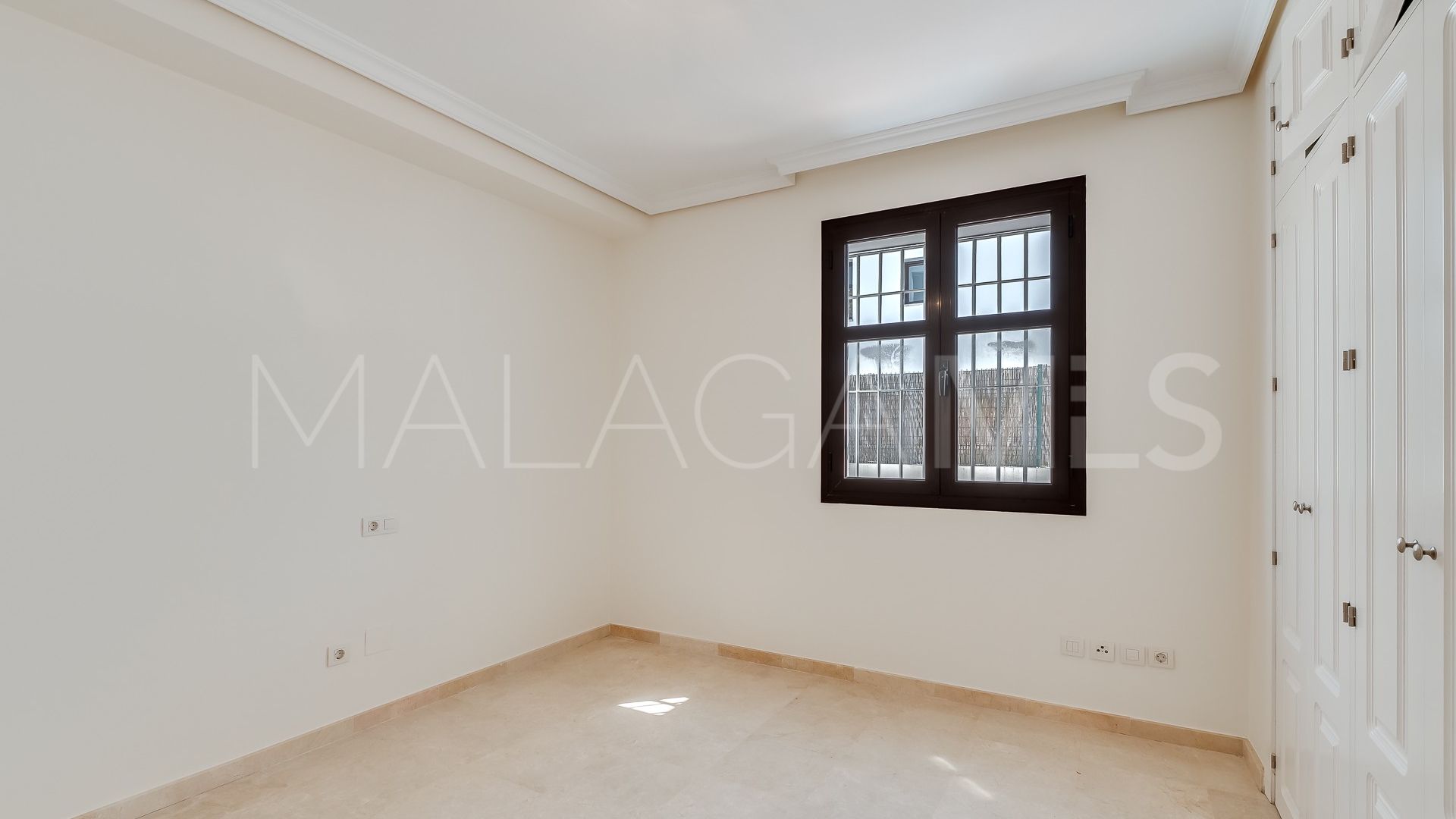 Apartamento with 2 bedrooms a la venta in Nueva Andalucia
