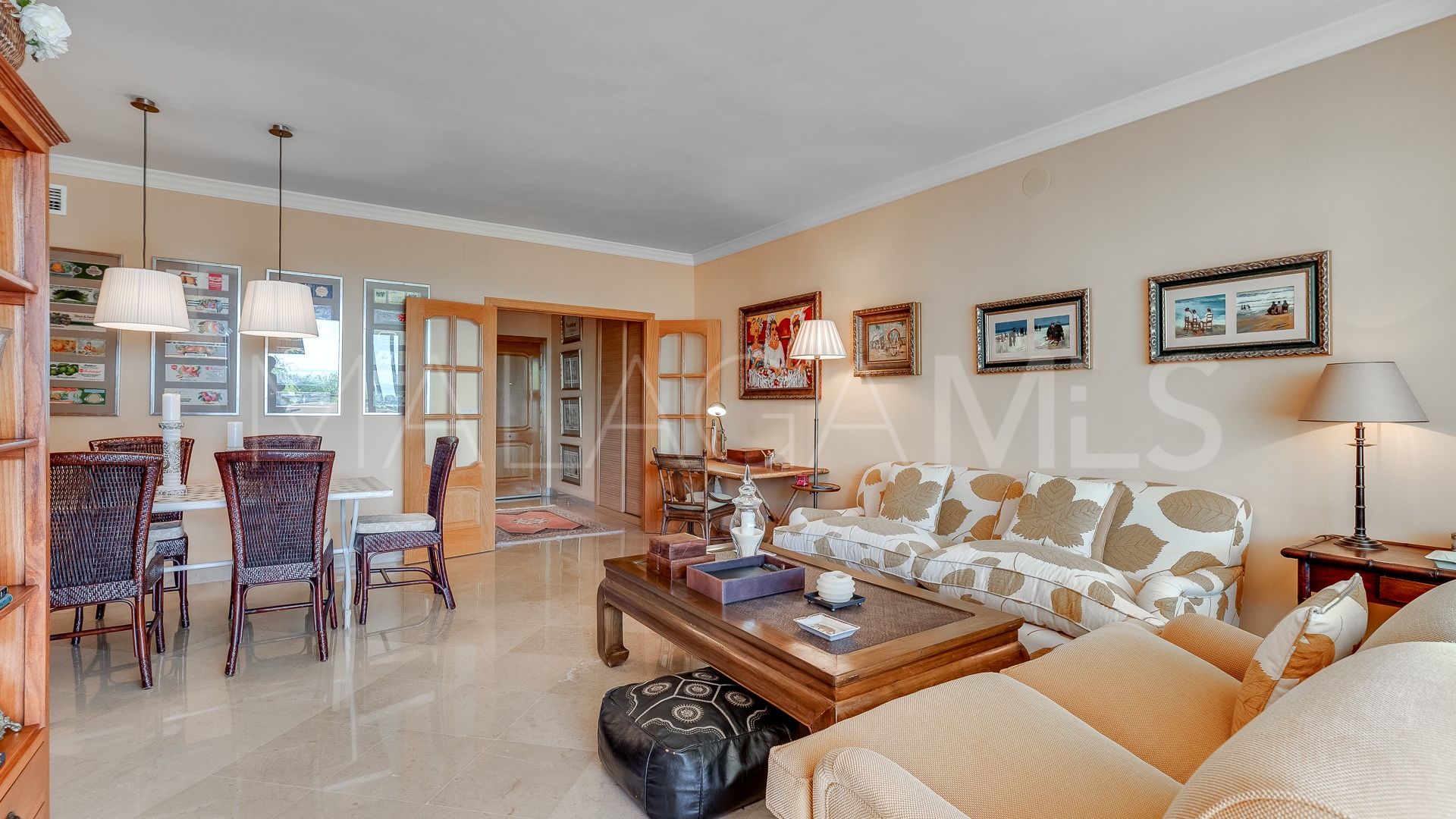 Lägenhet for sale in Marbella Golden Mile