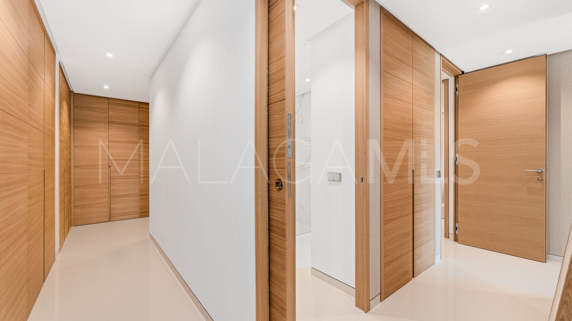 Apartment with 4 bedrooms for sale in Marbella - Puerto Banus