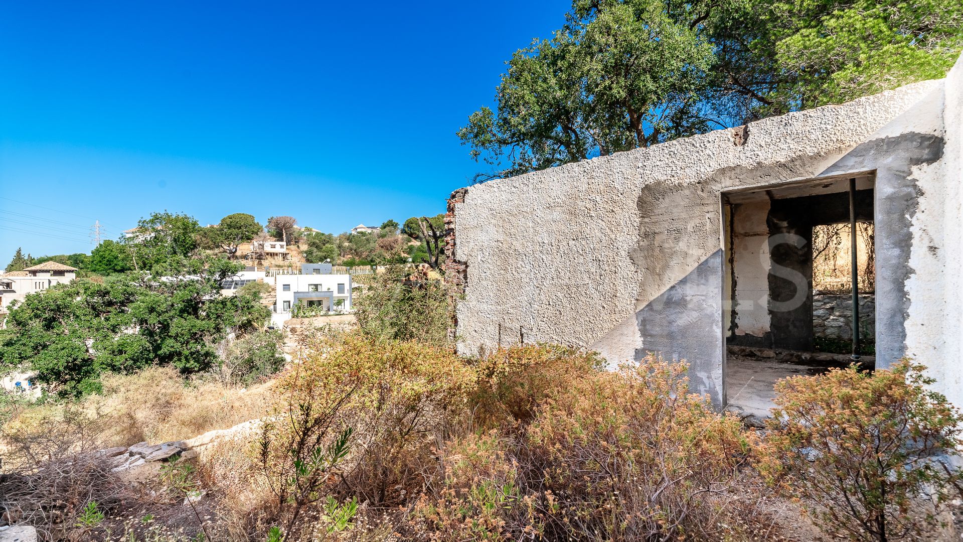 Grundstück for sale in Elviria