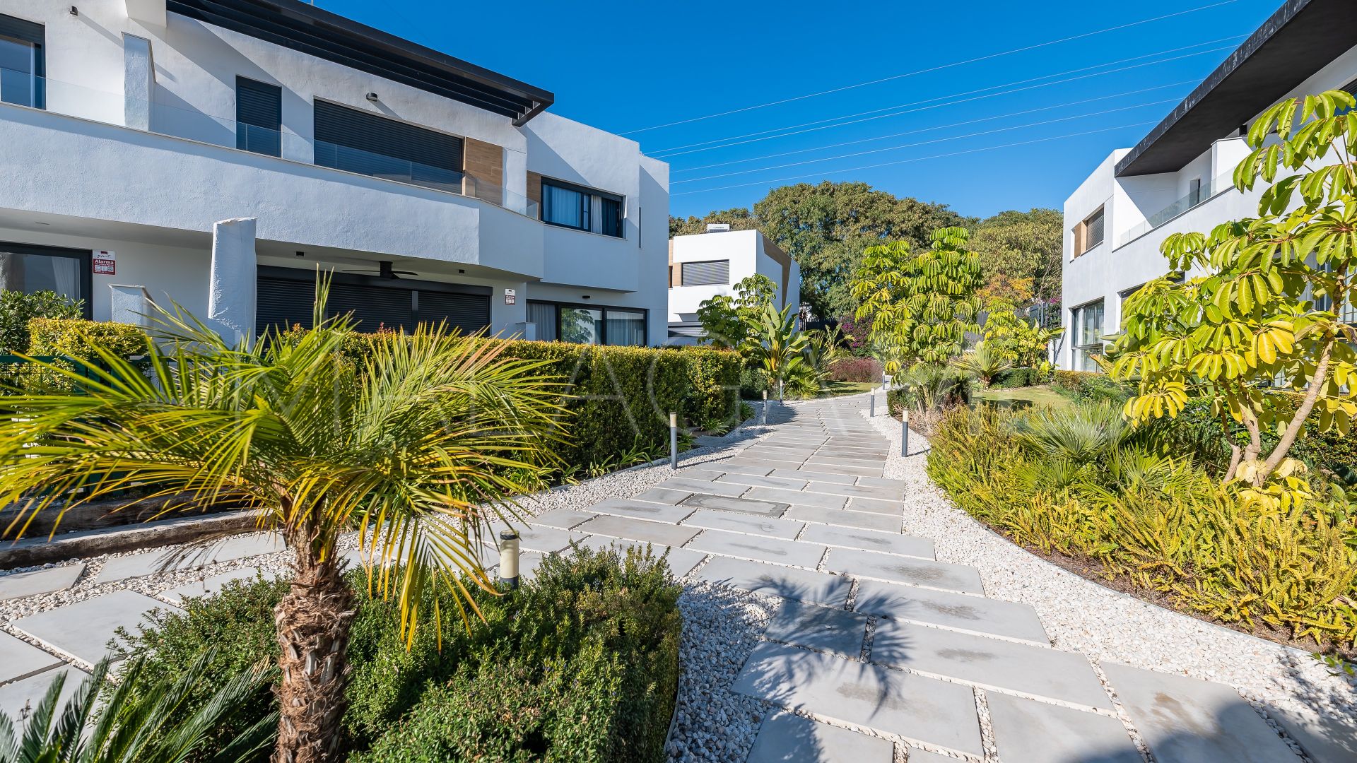 Nueva Andalucia, pareado de 4 bedrooms for sale