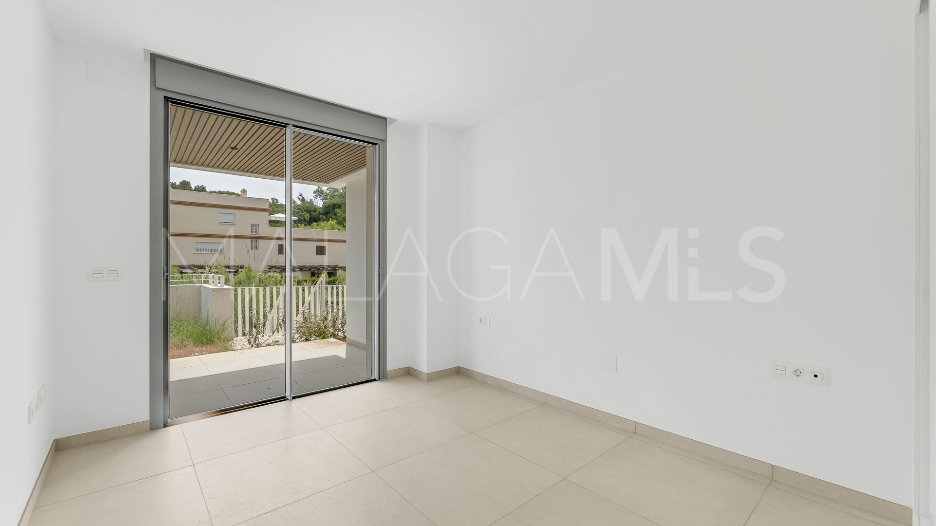 Apartment for sale in Elviria