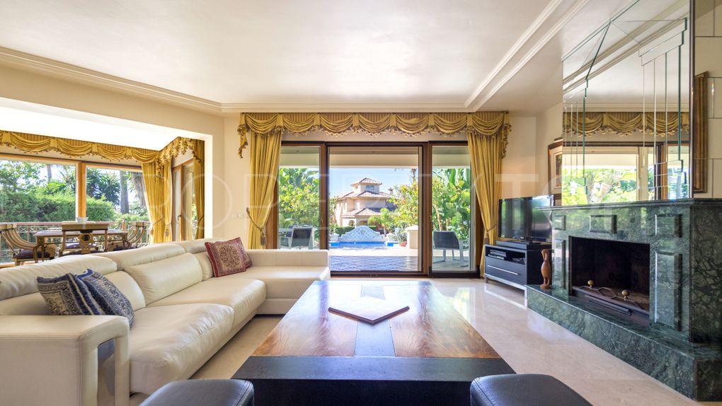 Villa for sale in Marbella