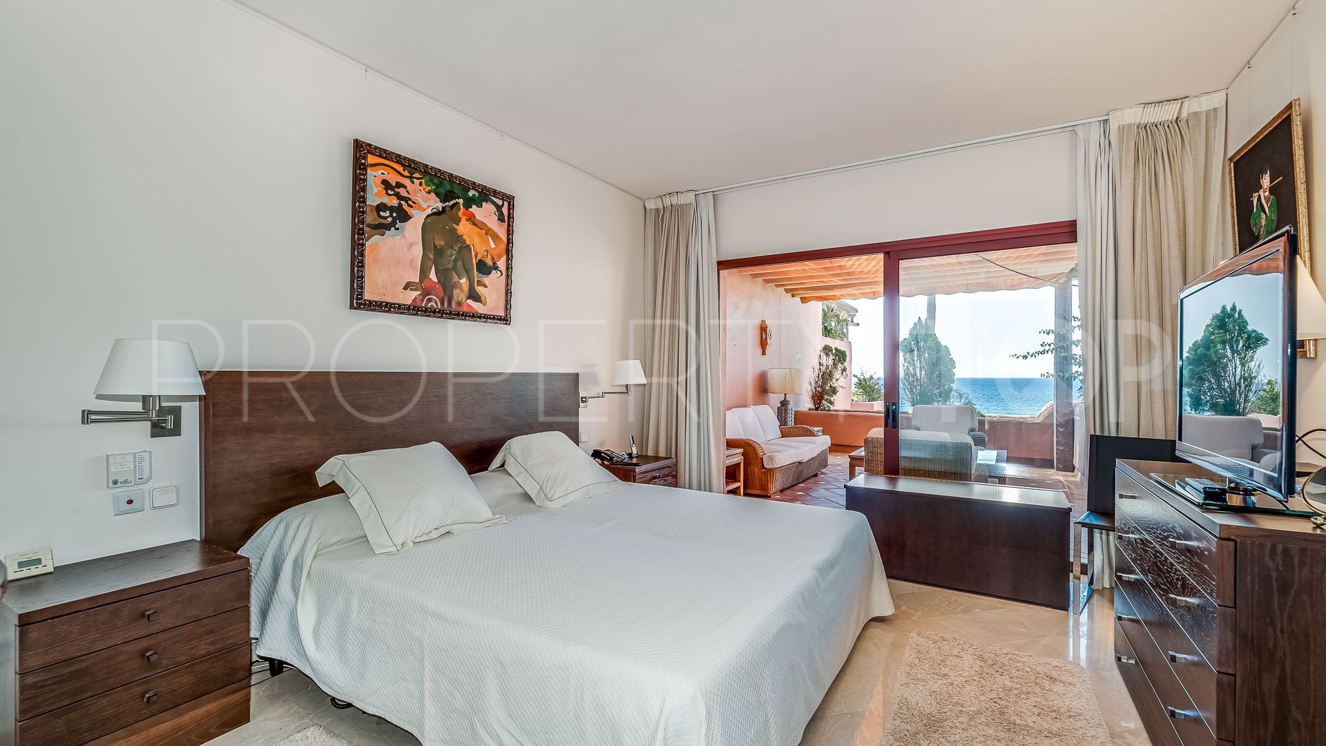 For sale El Rosario penthouse with 3 bedrooms