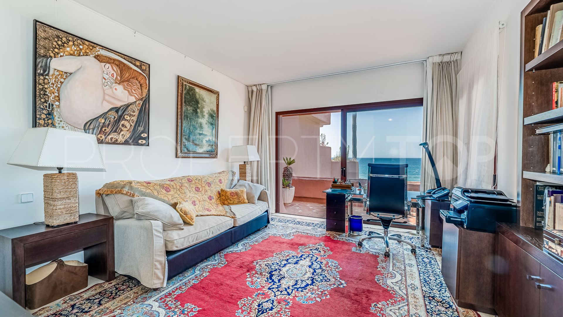 For sale El Rosario penthouse with 3 bedrooms