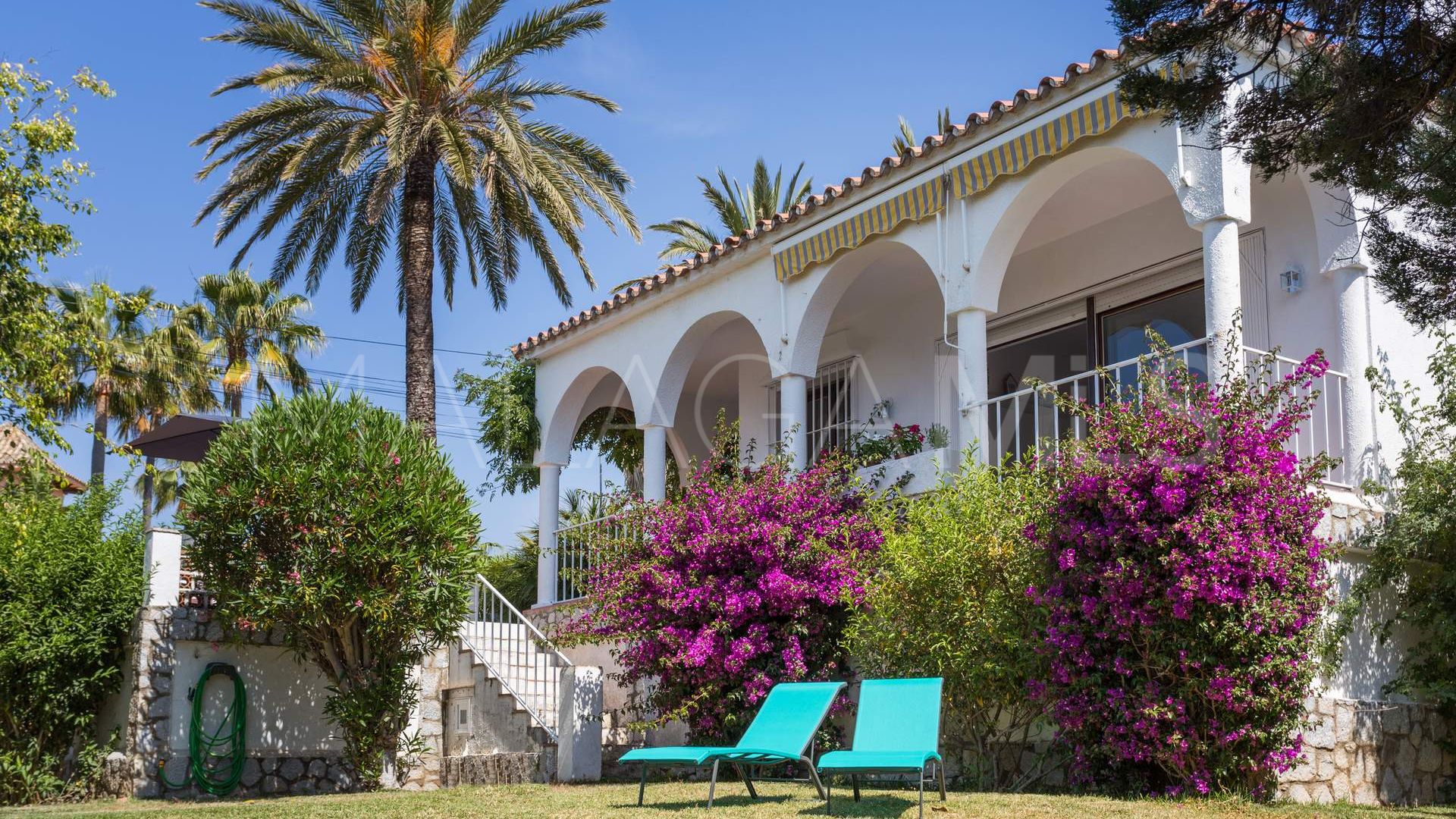 Buy villa in Marbesa de 5 bedrooms
