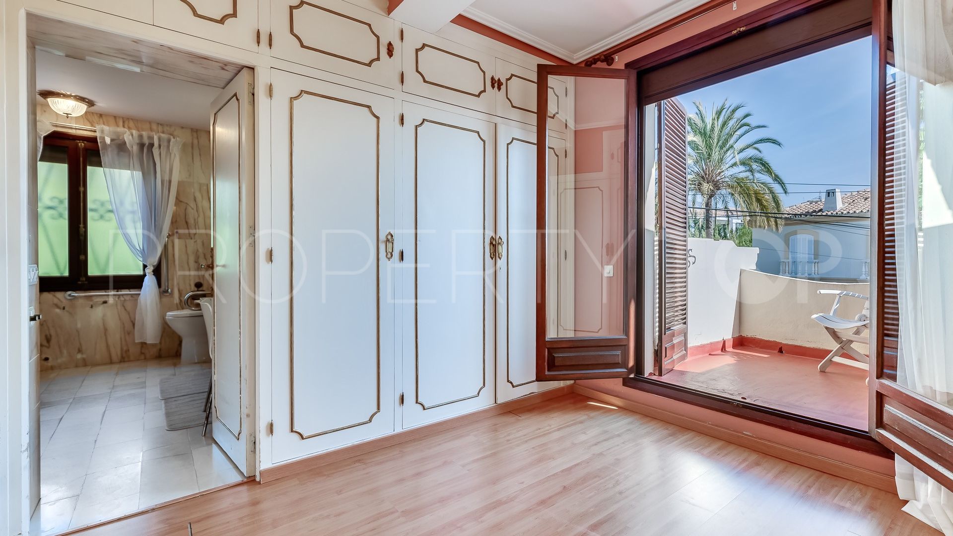 Marbella Golden Mile, villa a la venta de 5 dormitorios