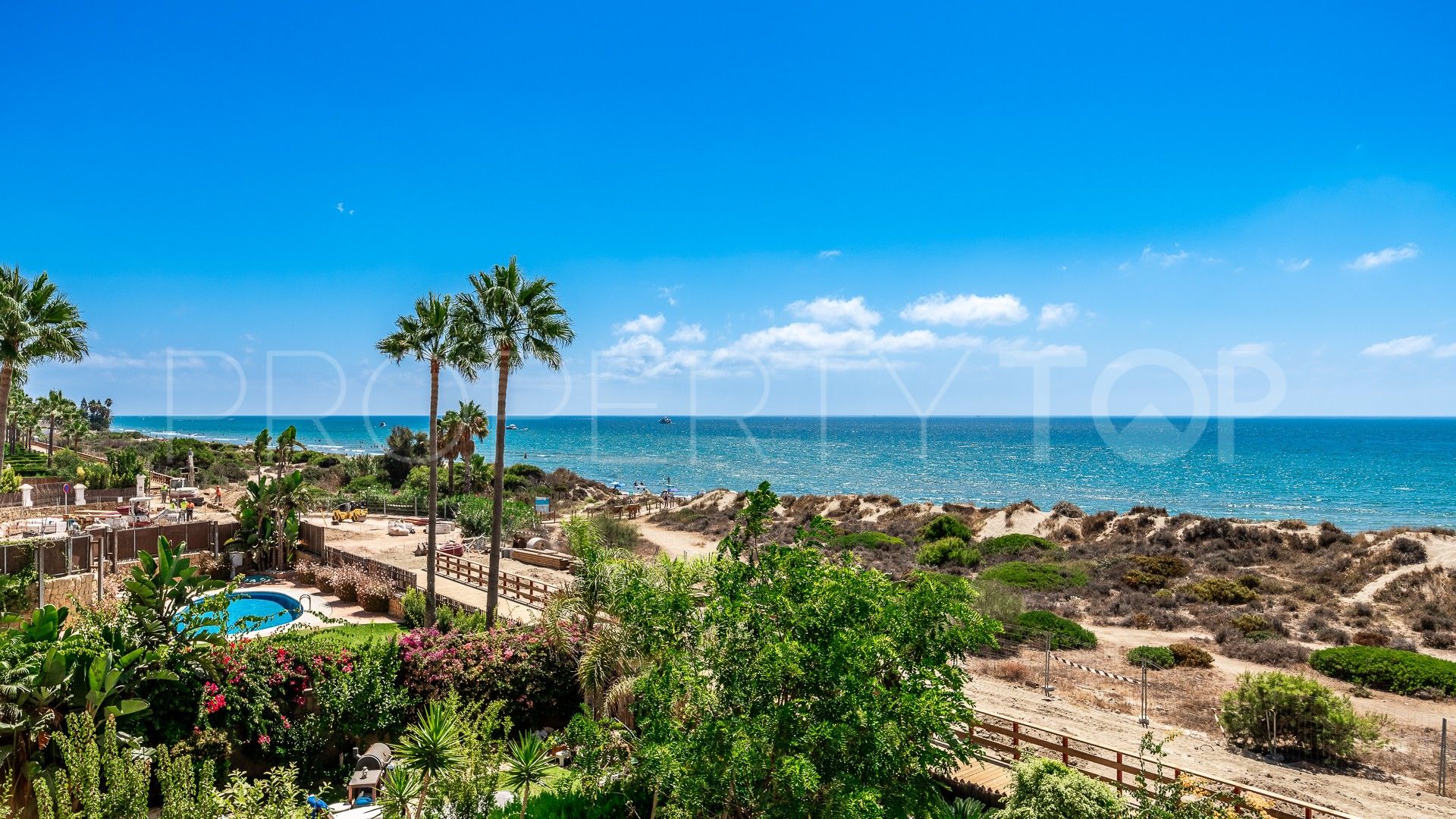For sale Bahia de Marbella 5 bedrooms town house