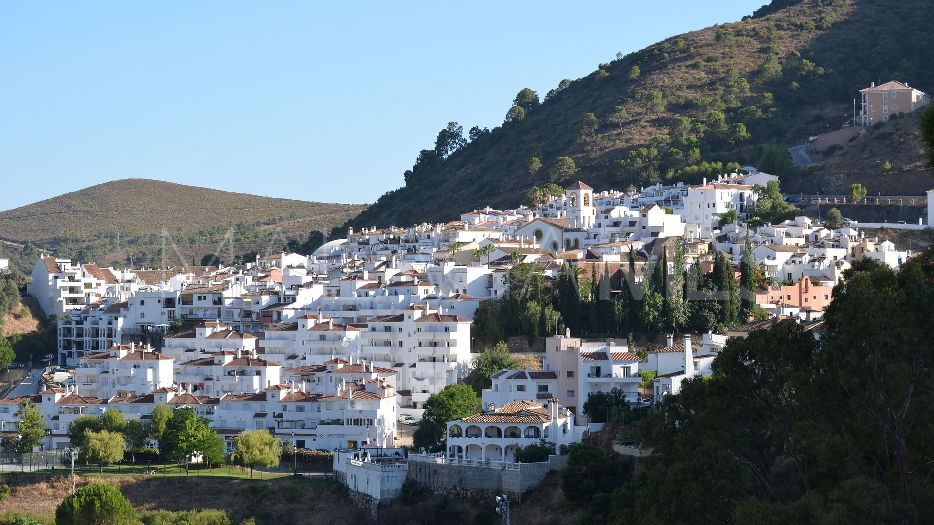 Villa for sale in Benahavis Centro