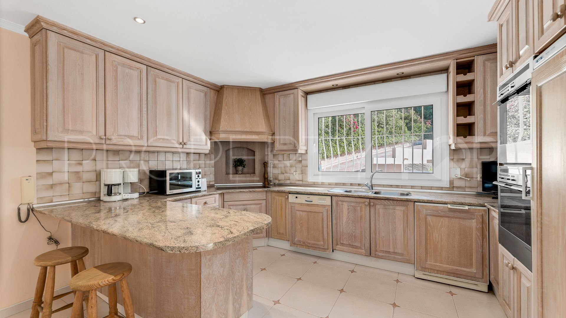 For sale villa in El Rosario with 6 bedrooms