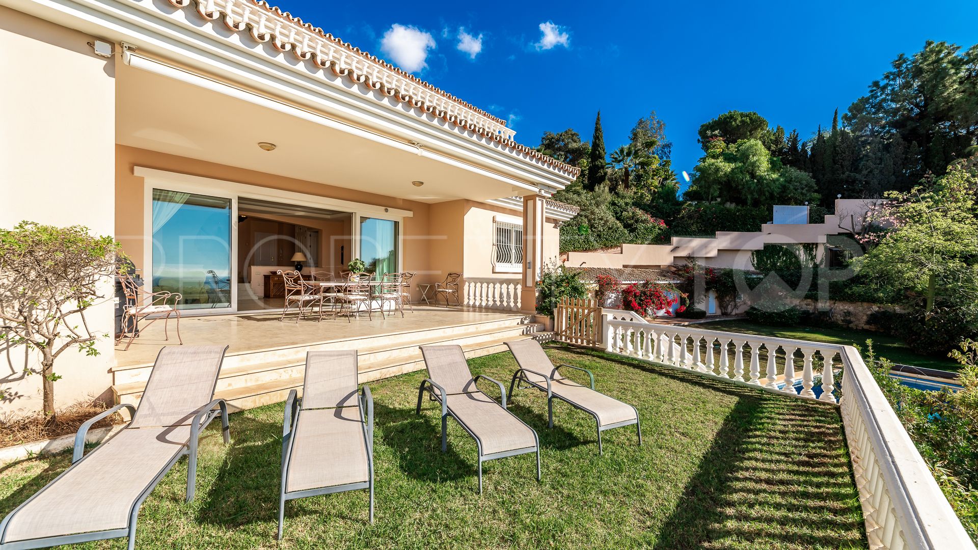For sale villa in El Rosario with 6 bedrooms