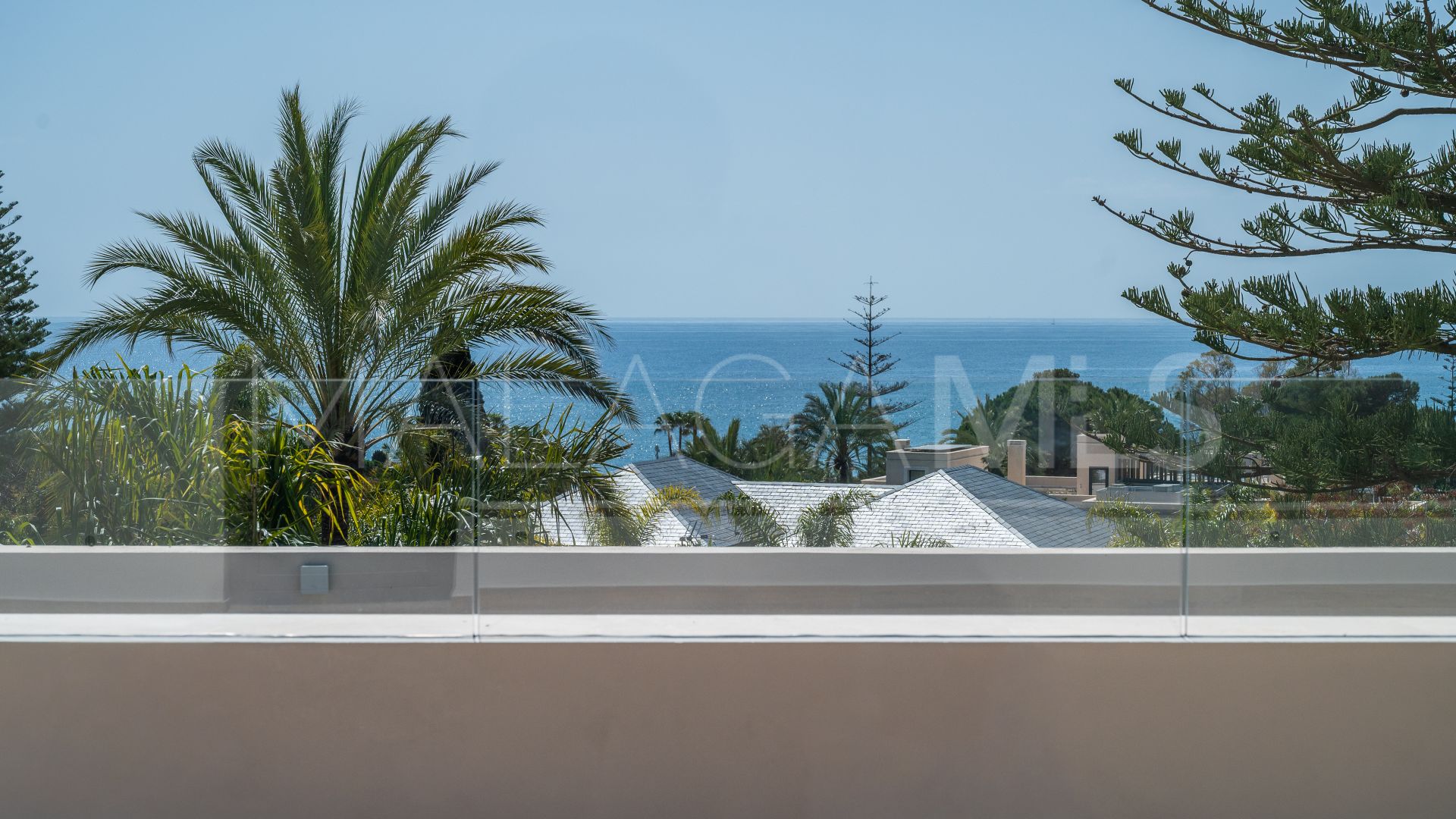 Los Monteros 5 bedrooms villa for sale