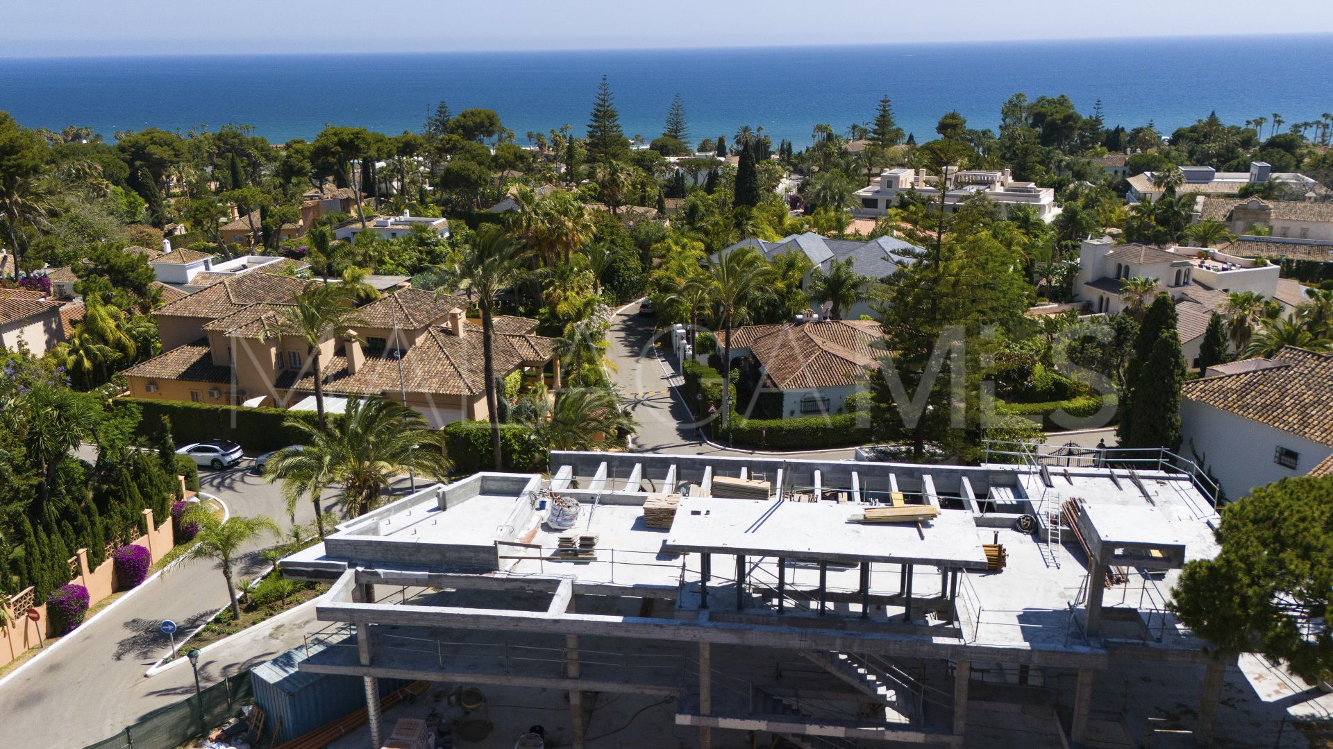 For sale 5 bedrooms villa in Los Monteros