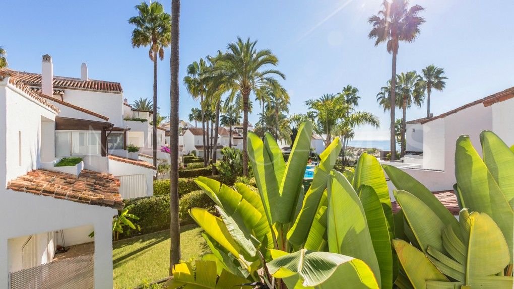 Adosado for sale de 3 bedrooms in Bahia de Marbella