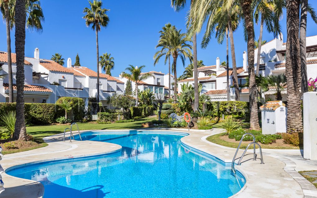 Adosado for sale de 3 bedrooms in Bahia de Marbella