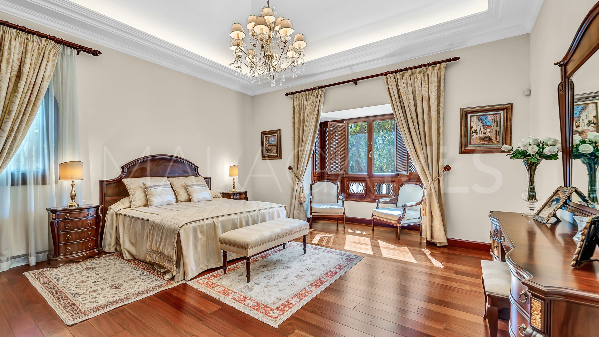 Guadalmina Baja, villa de 8 bedrooms for sale
