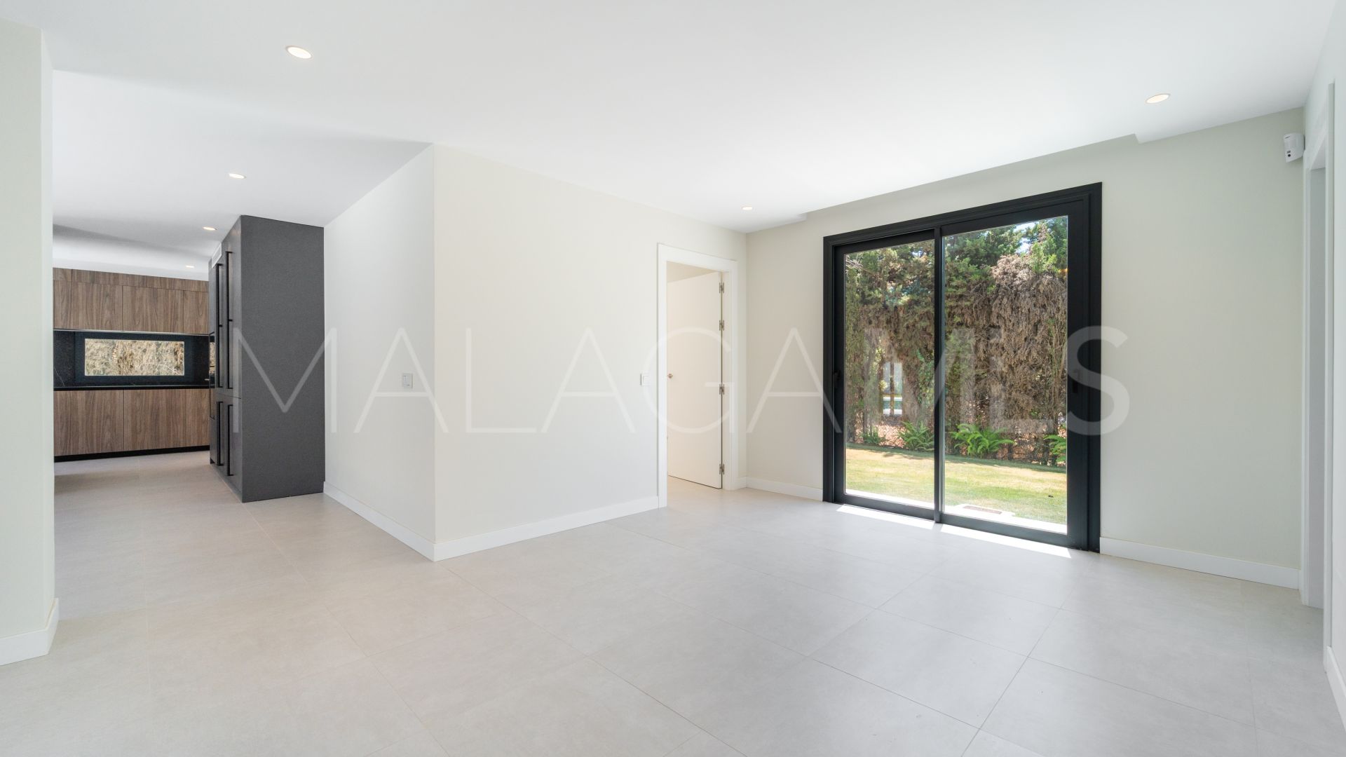 Villa for sale in Nagüeles