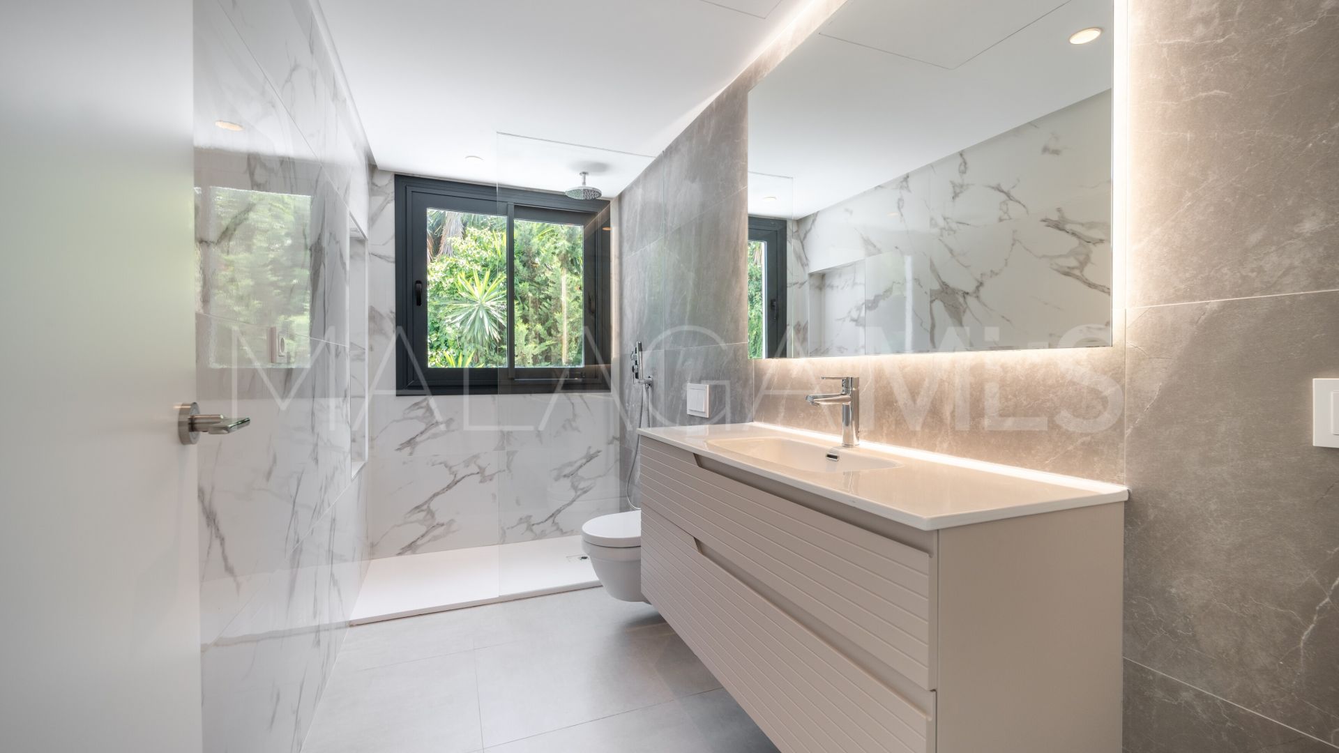 Villa for sale in Nagüeles